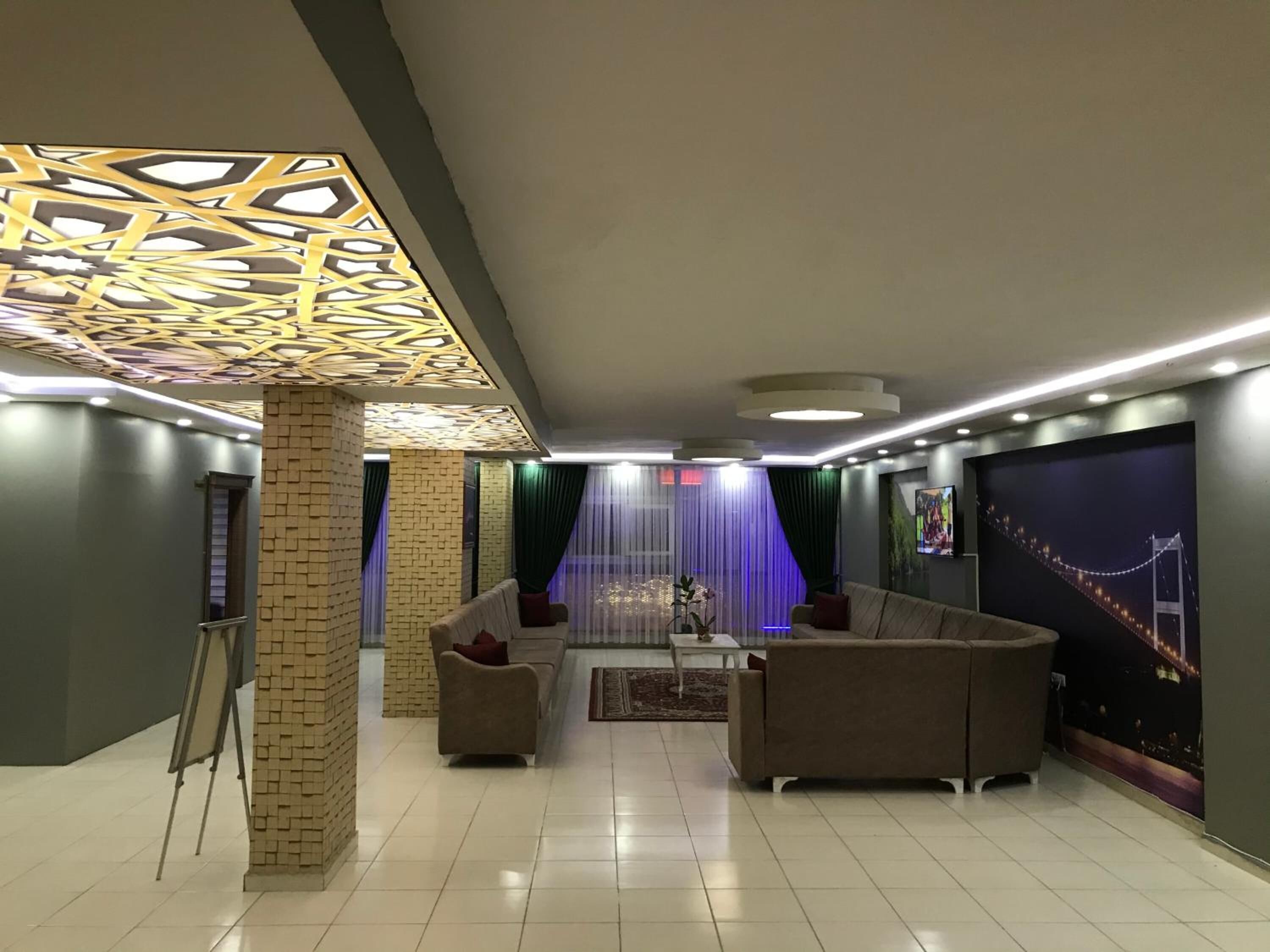 Comfort Hotel Van 0*
