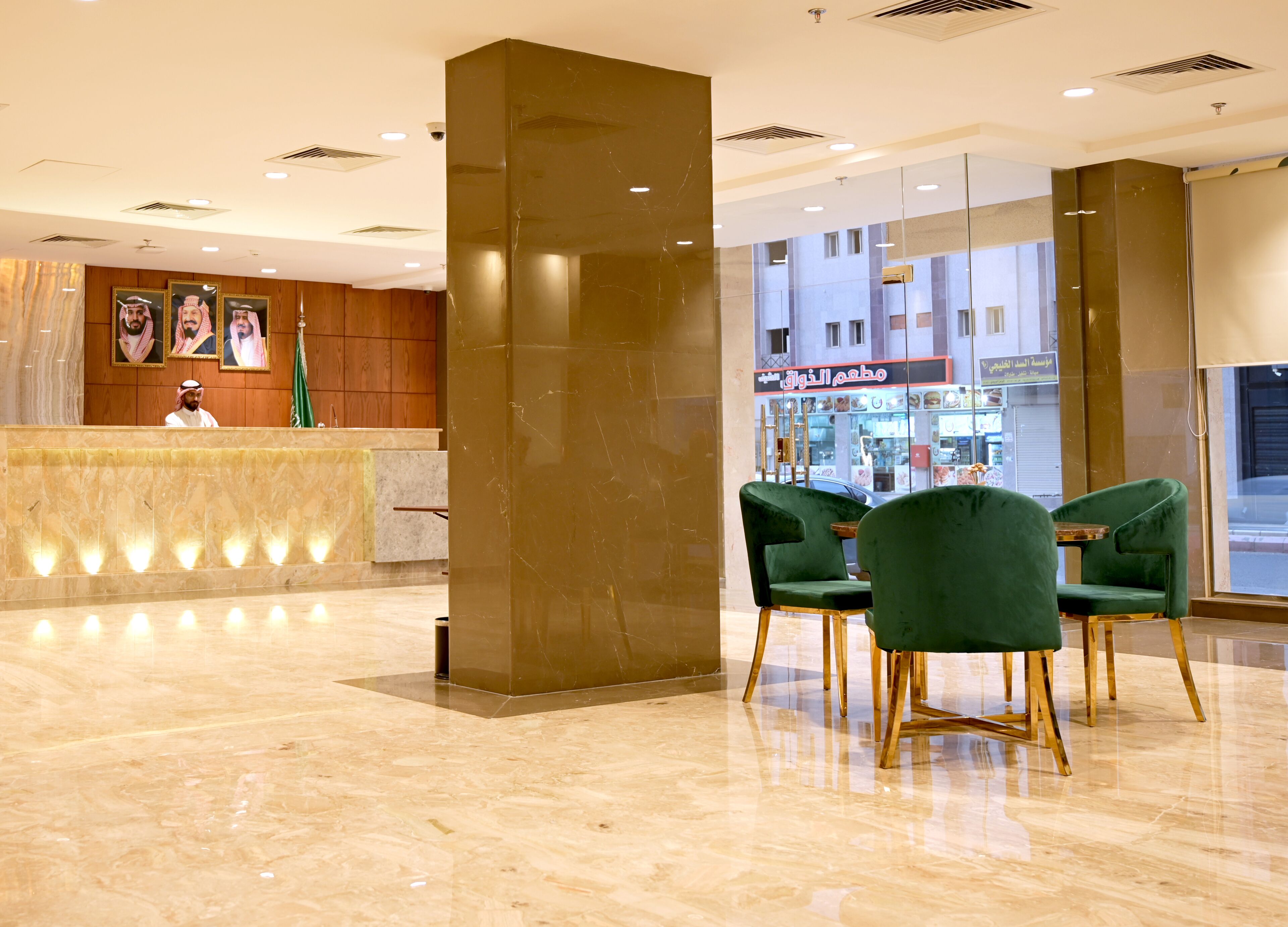 Sela Hotel 0*