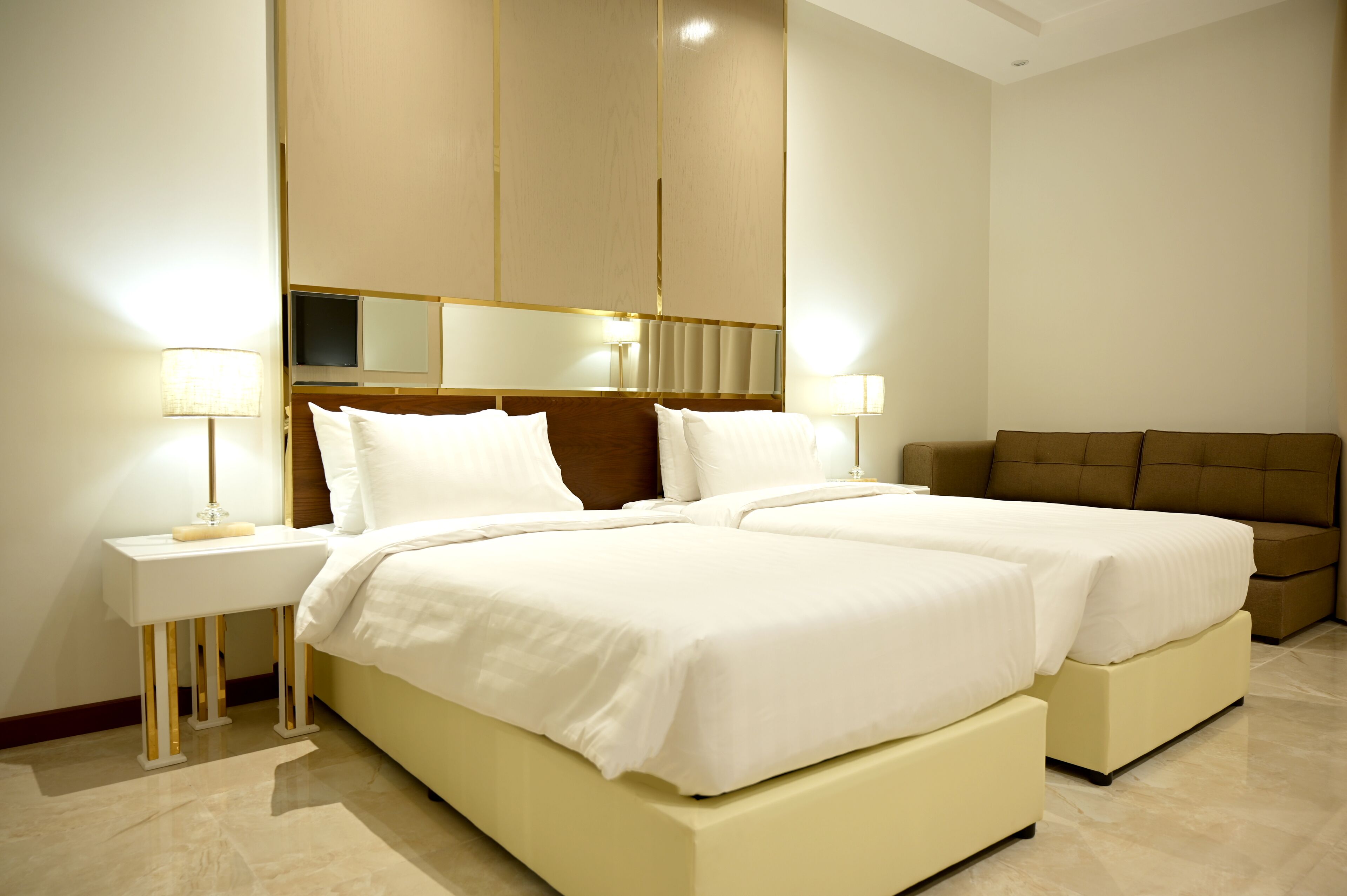 Sela Hotel 0*
