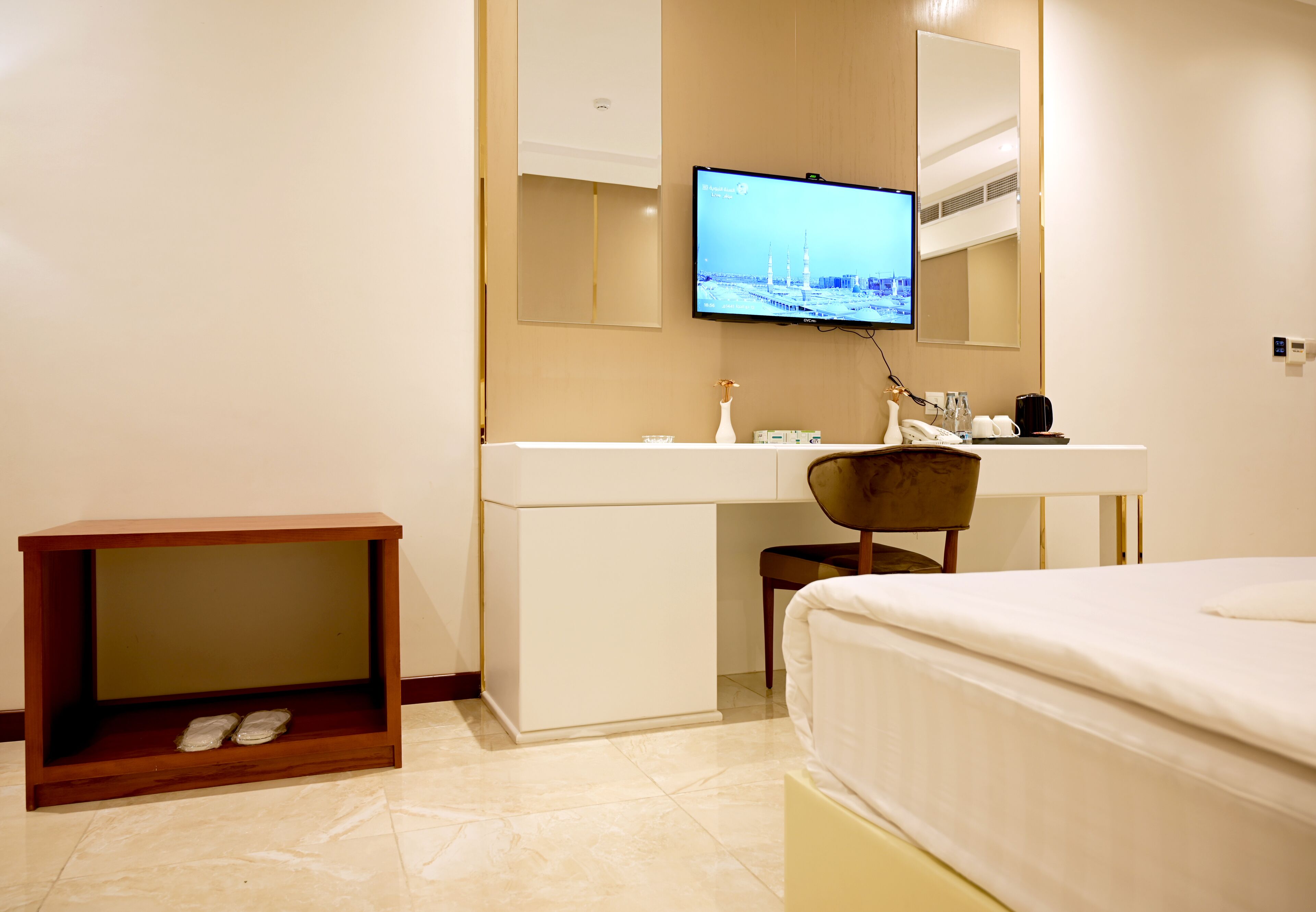 Sela Hotel 0*