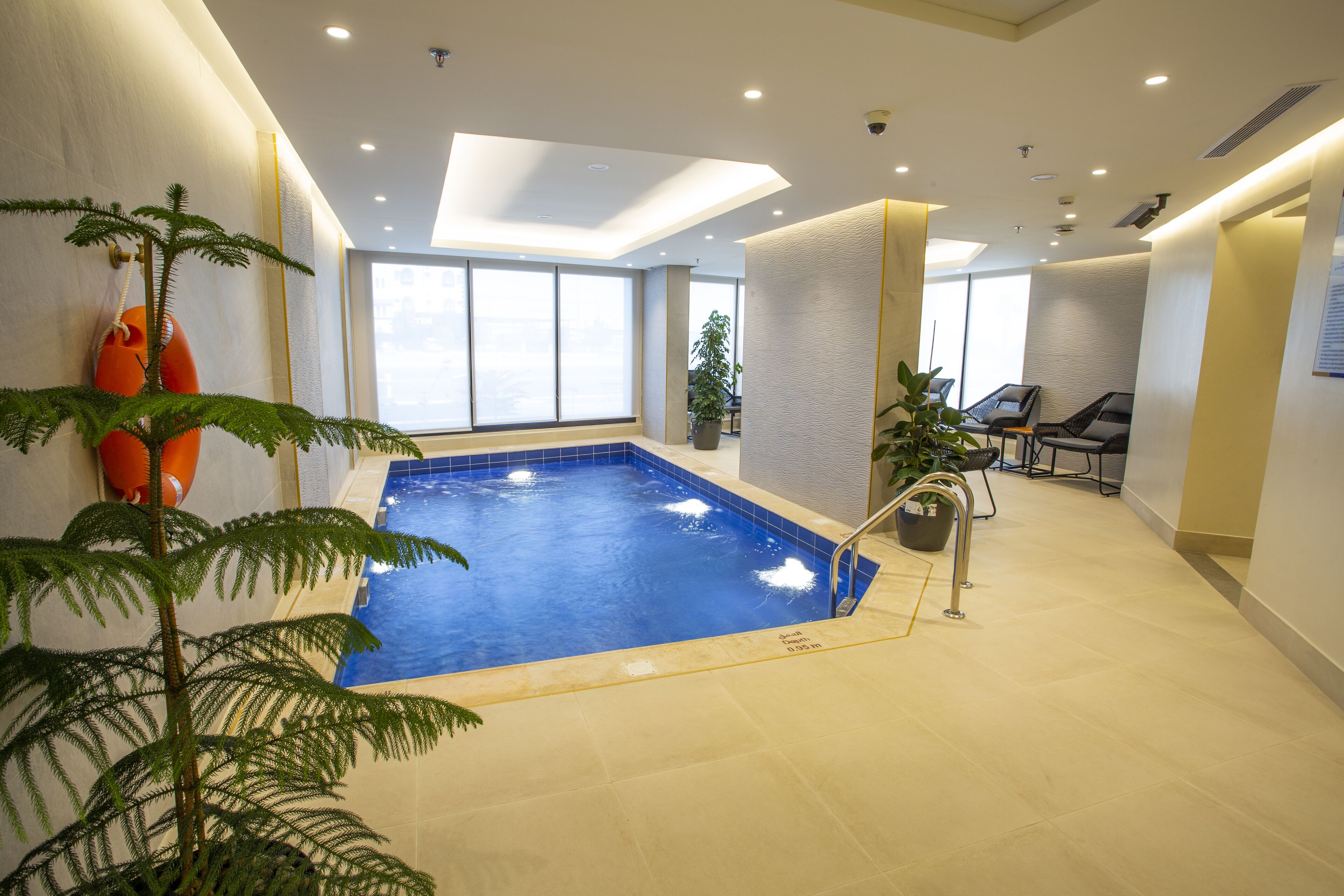 Velar Inn Hotel 4*