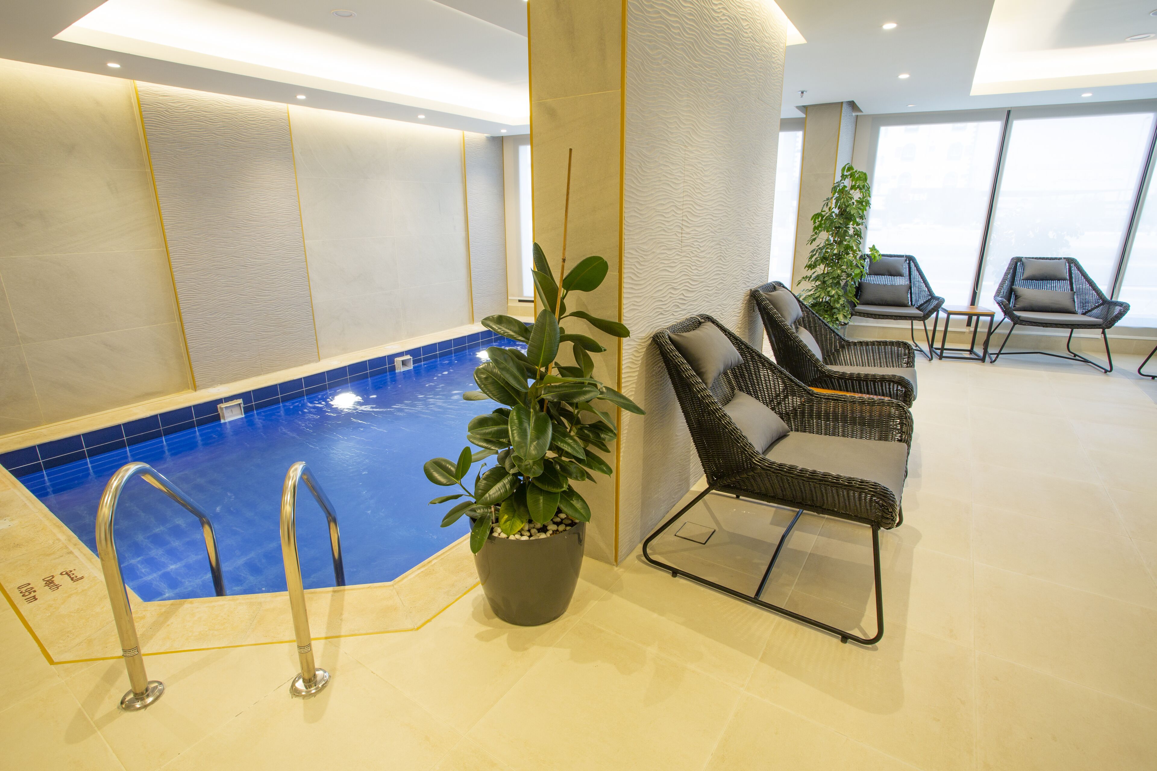 Velar Inn Hotel 4*