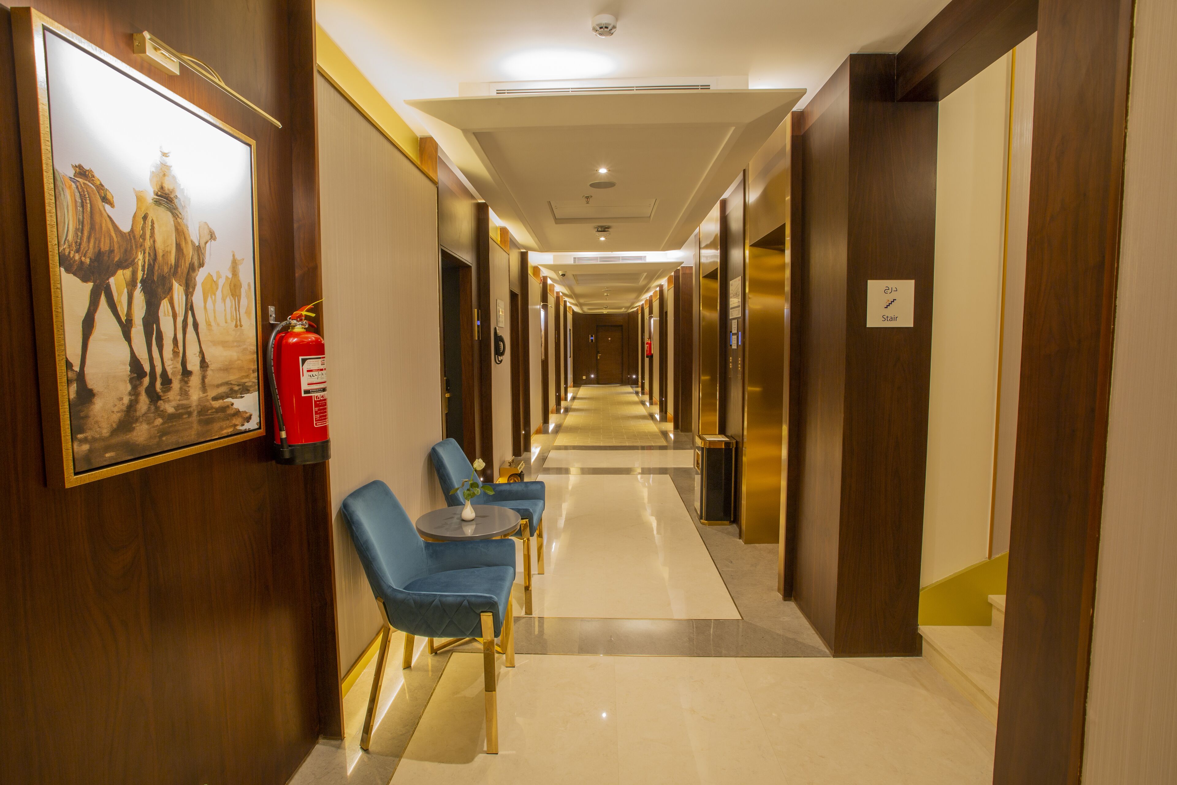 Velar Inn Hotel 4*