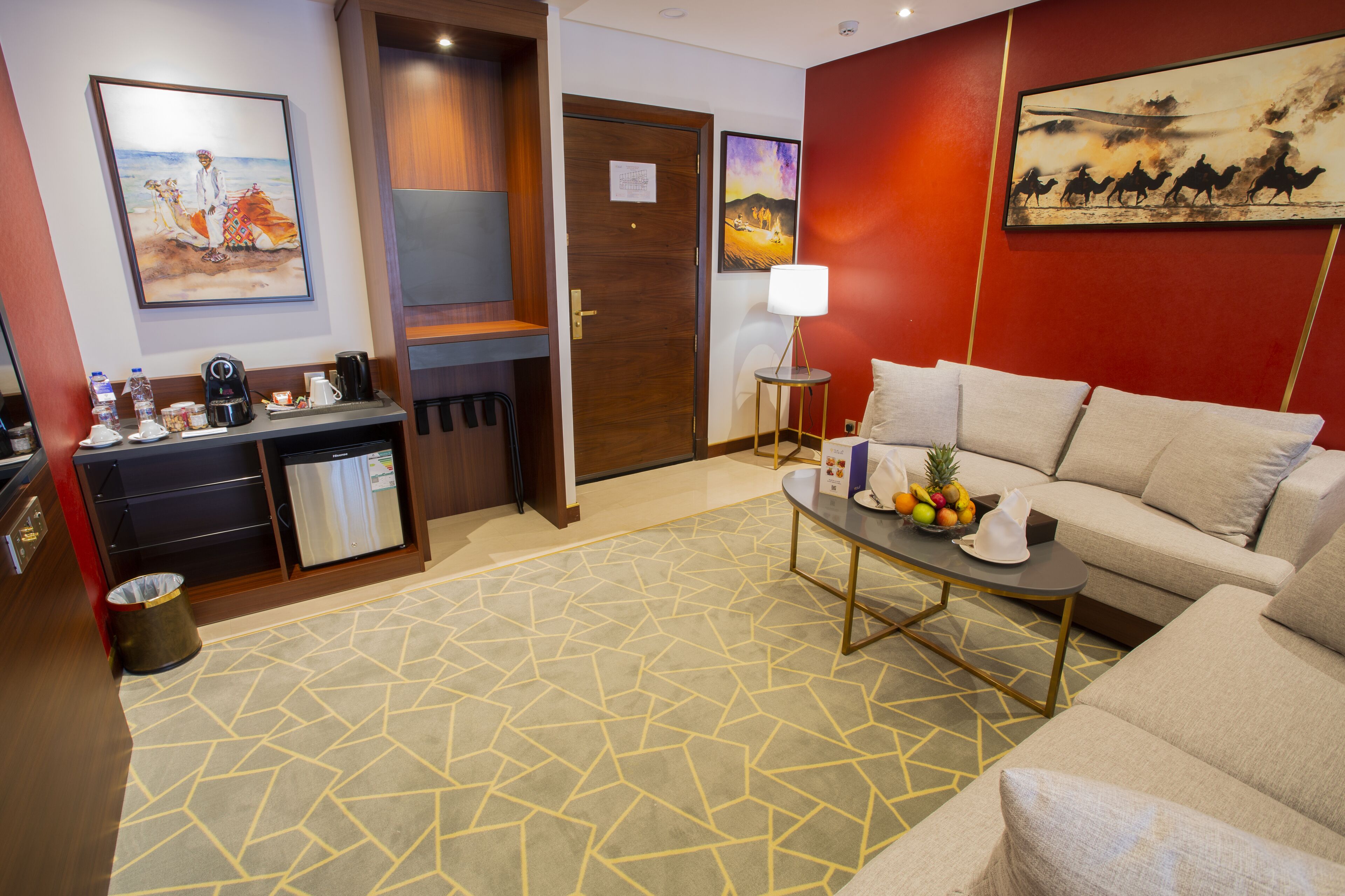 Velar Inn Hotel 4*