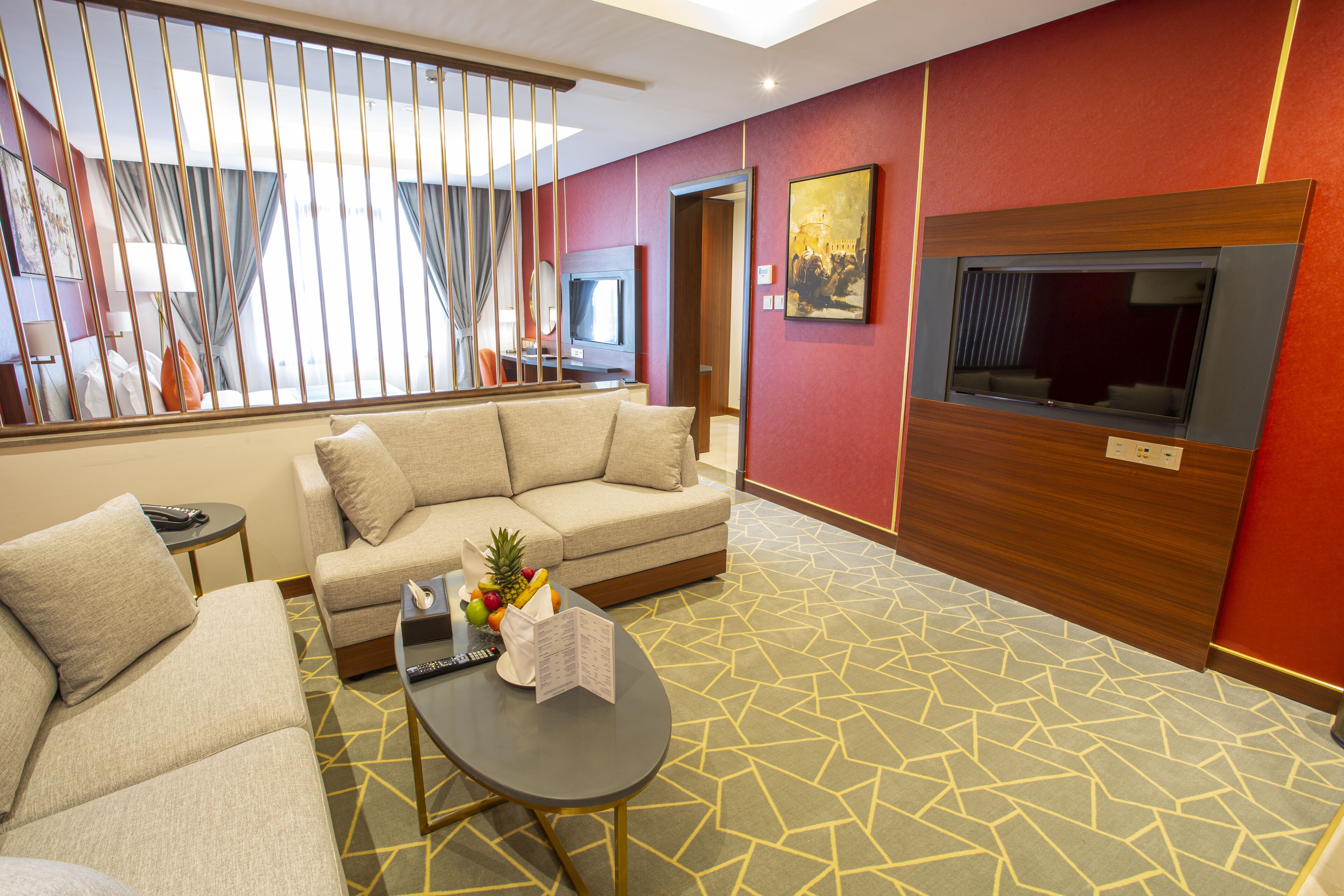 Velar Inn Hotel 4*