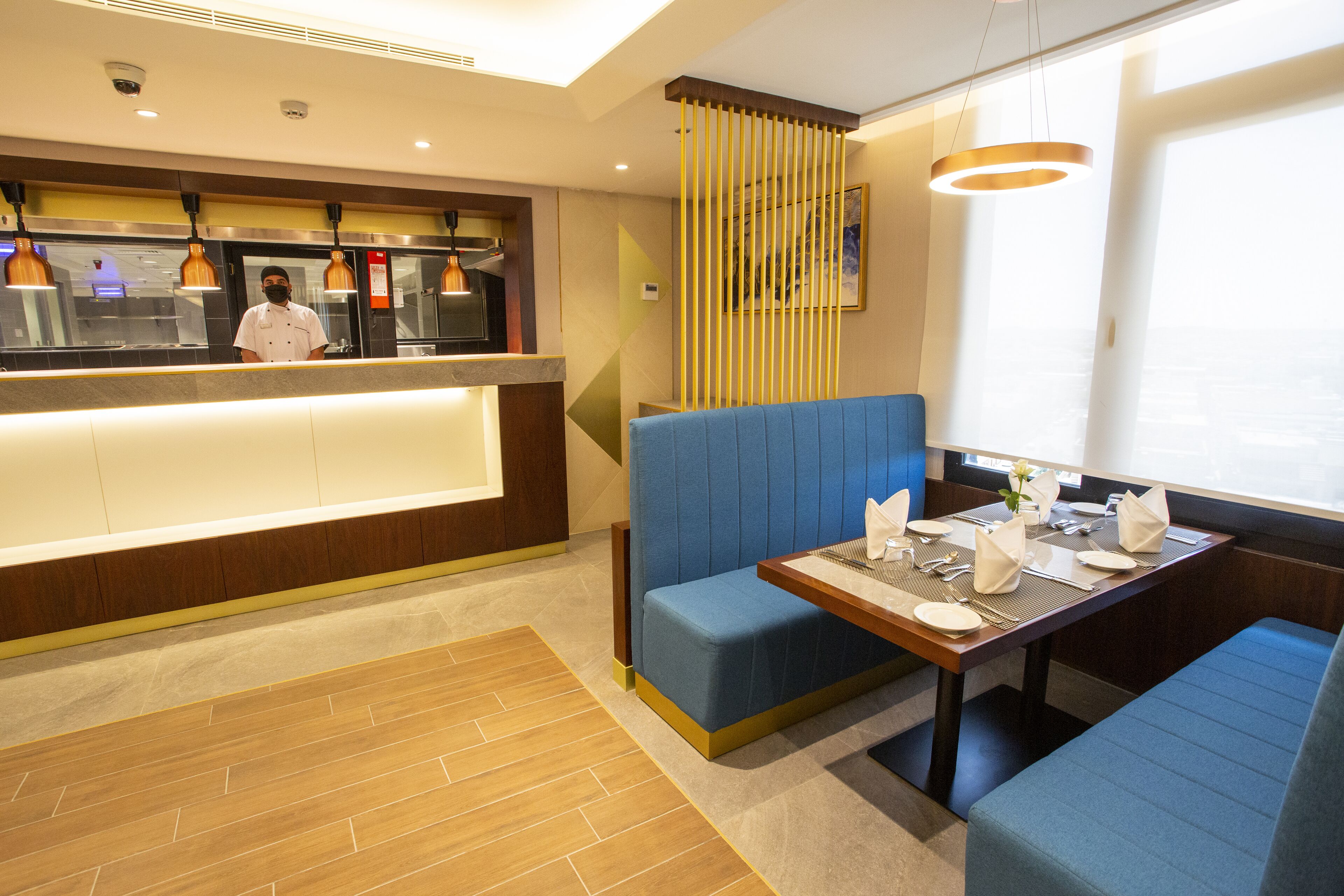 Velar Inn Hotel 4*