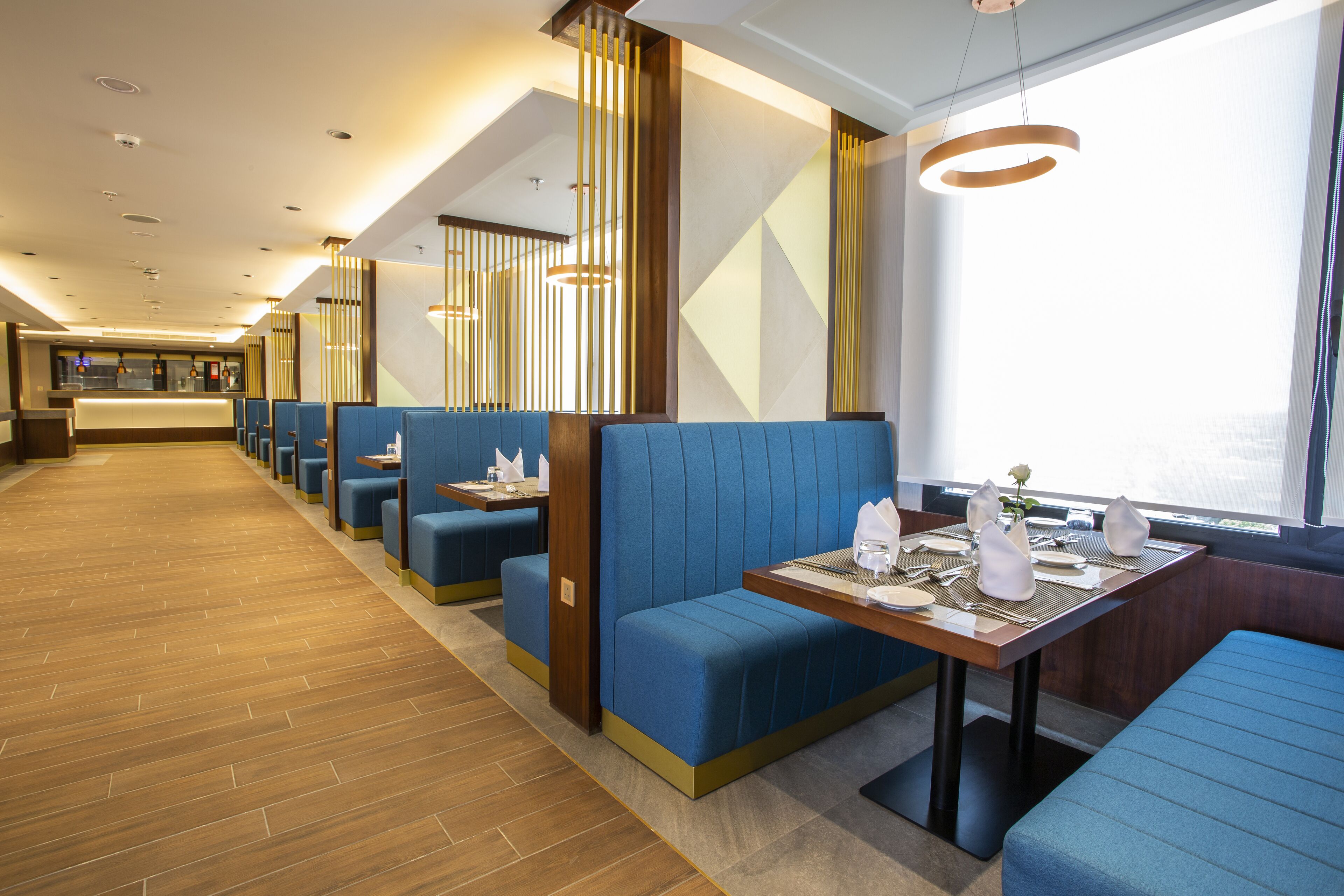Velar Inn Hotel 4*