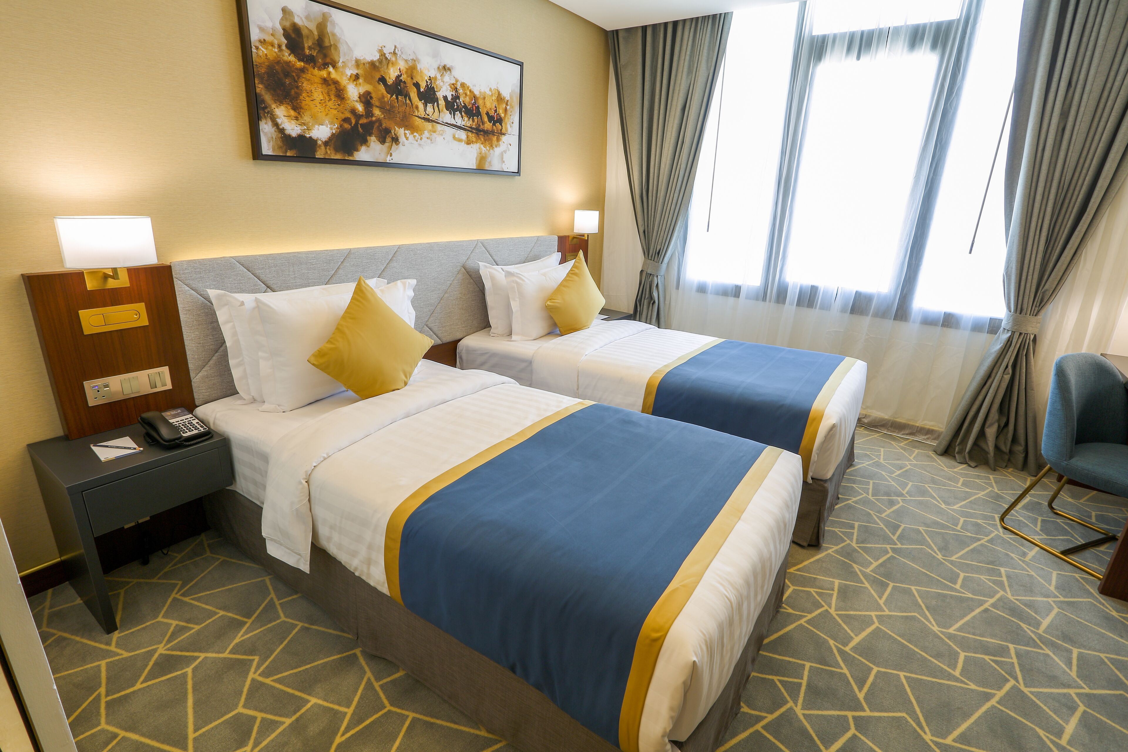 Velar Inn Hotel 4*