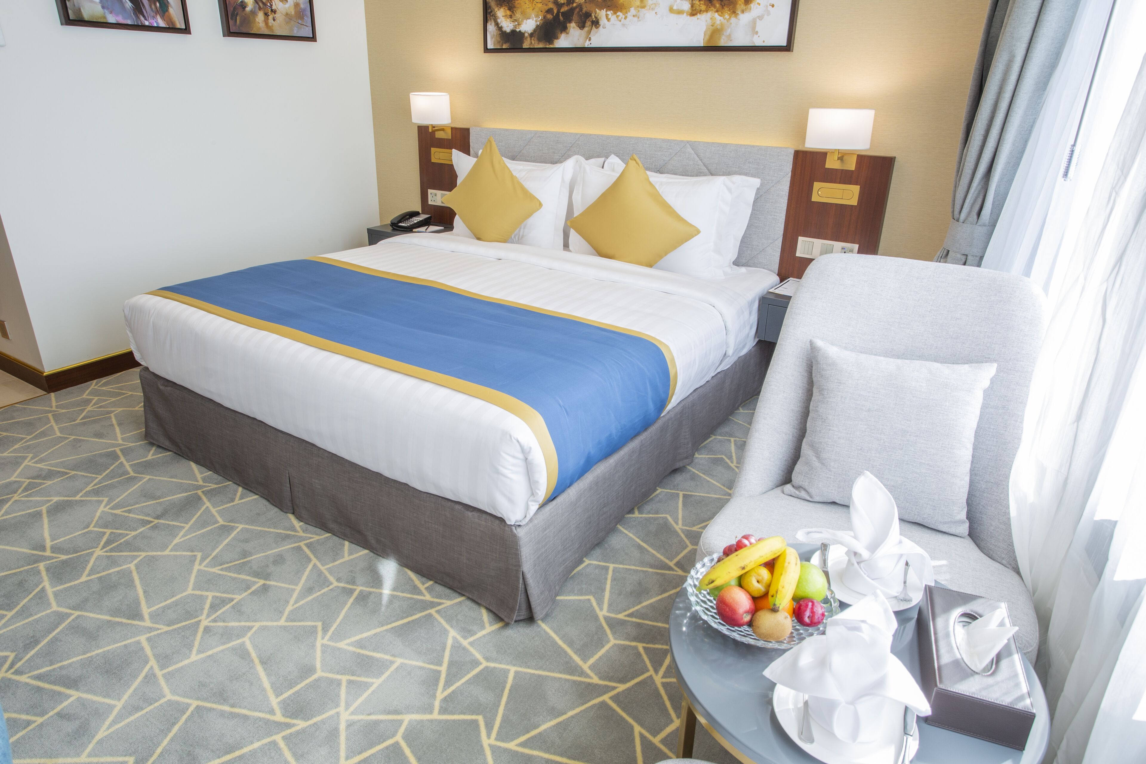 Velar Inn Hotel 4*