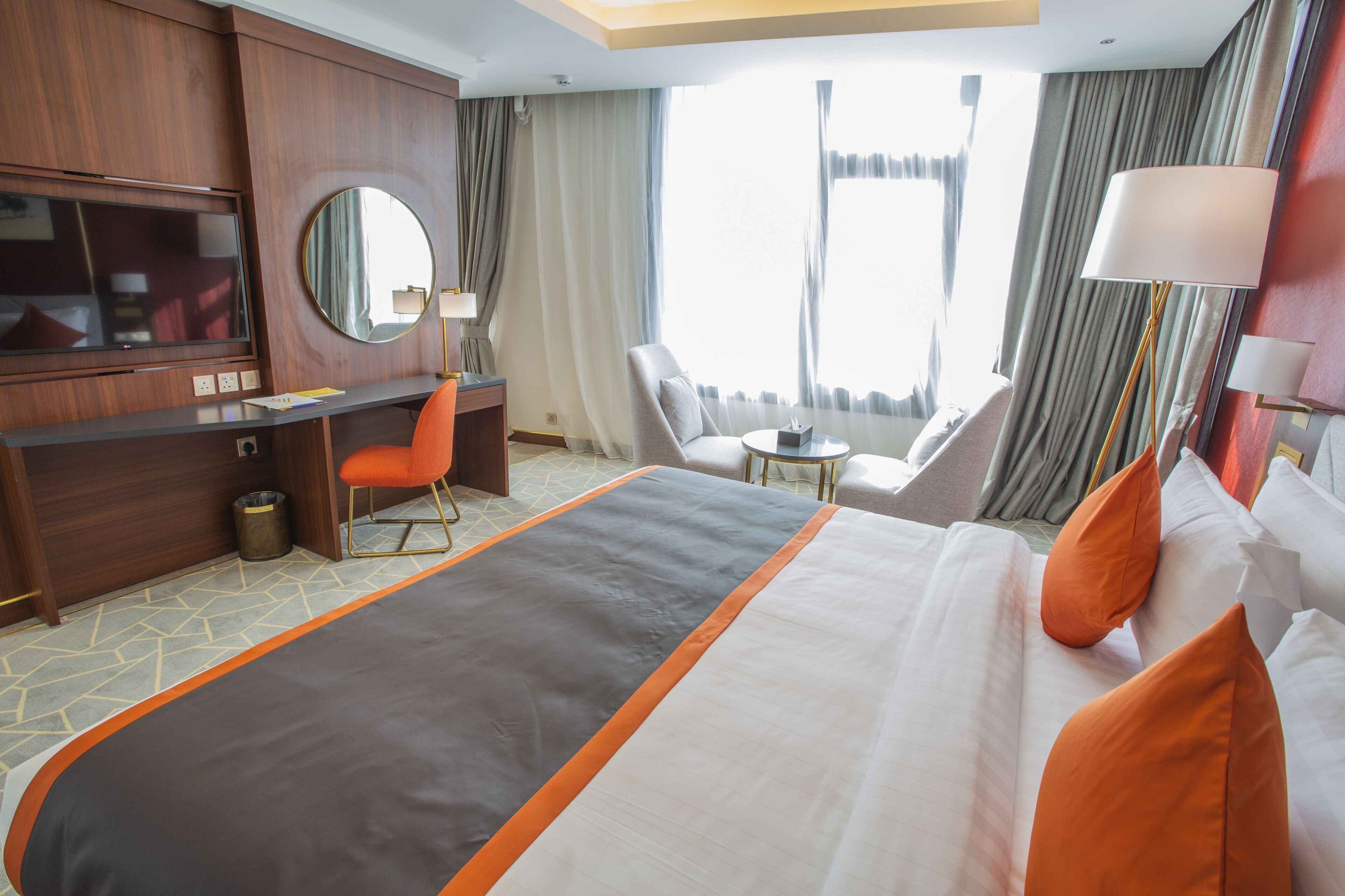 Velar Inn Hotel 4*