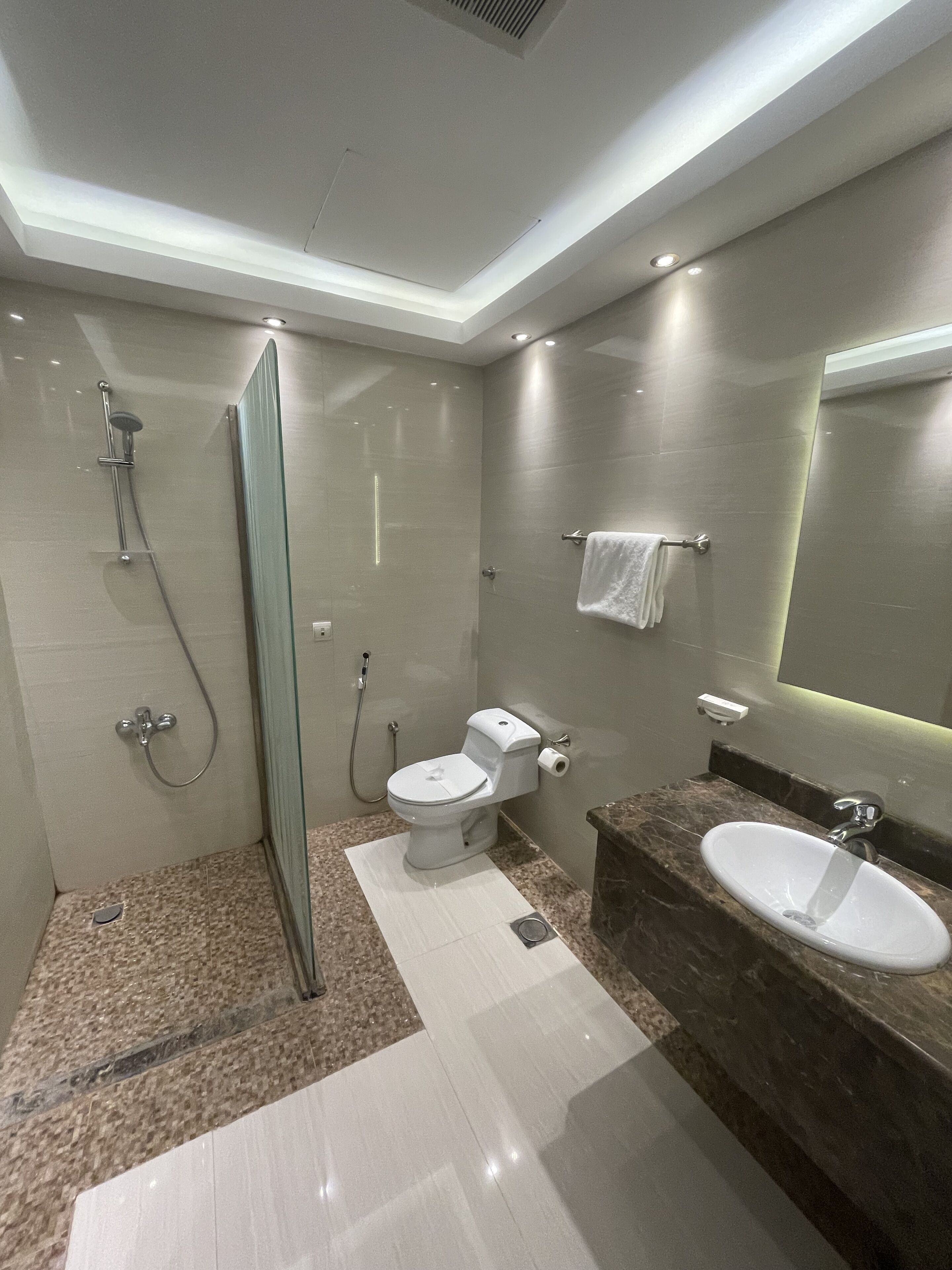 Private Luxury Suites - Al Hamra 0*
