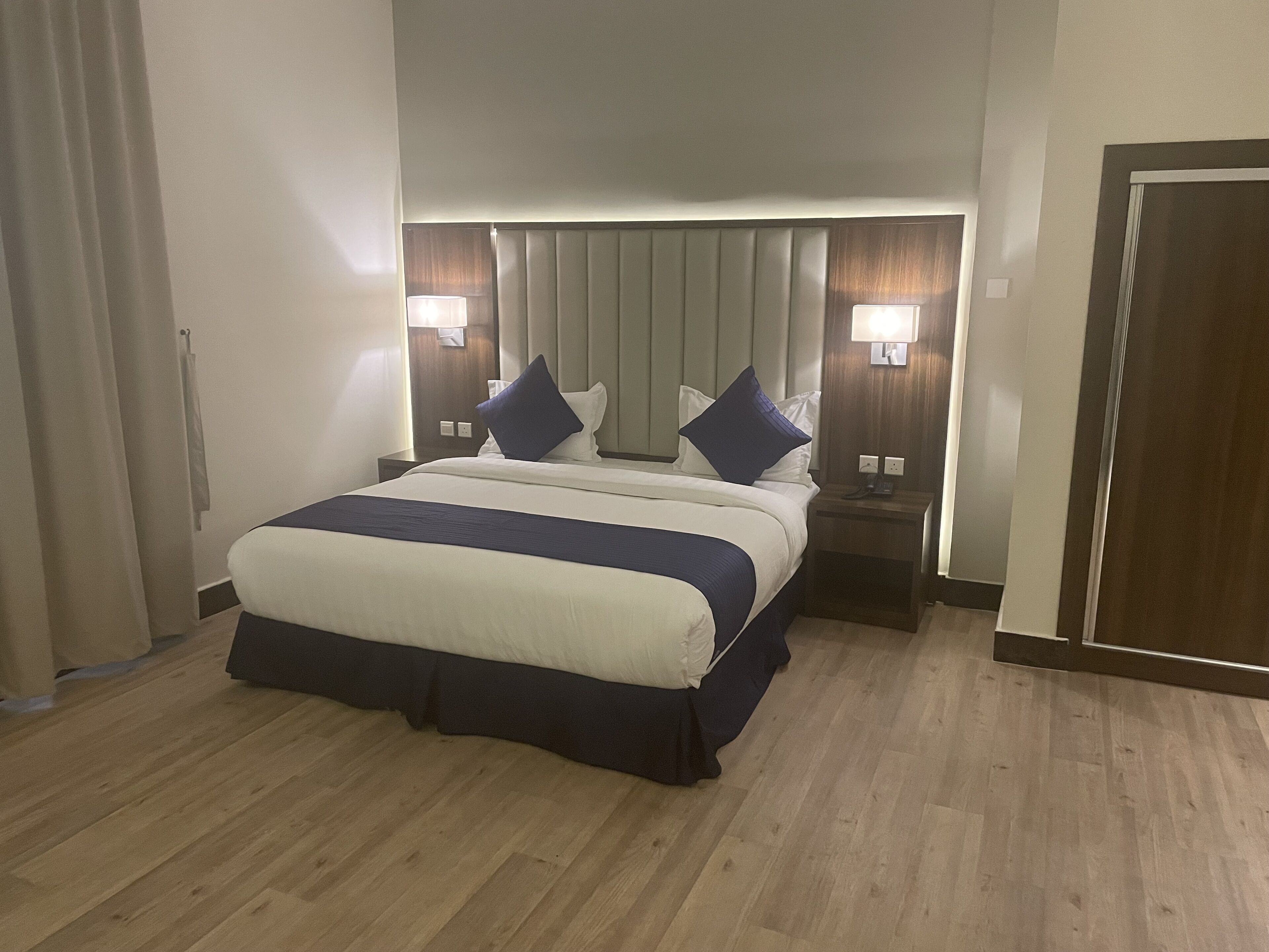 Private Luxury Suites - Al Hamra 0*