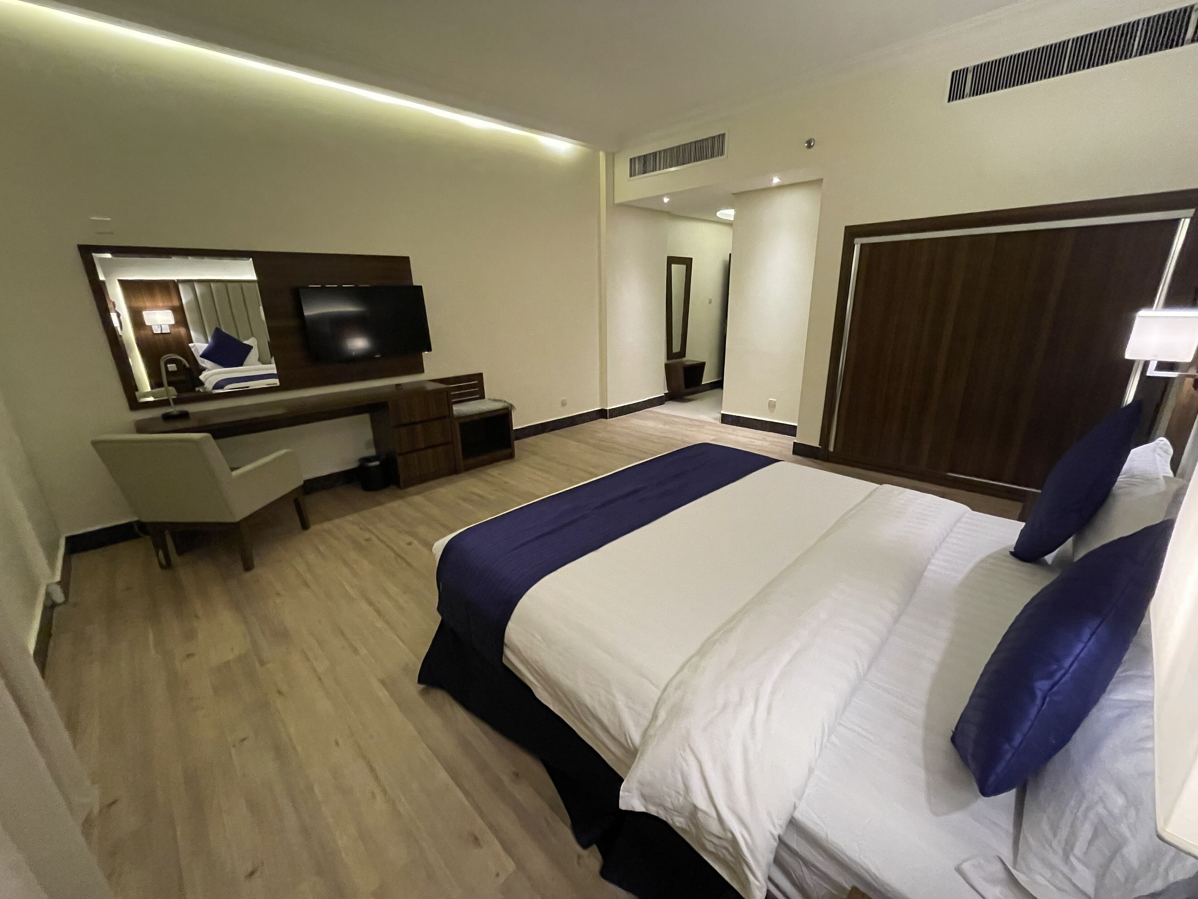 Private Luxury Suites - Al Hamra 0*