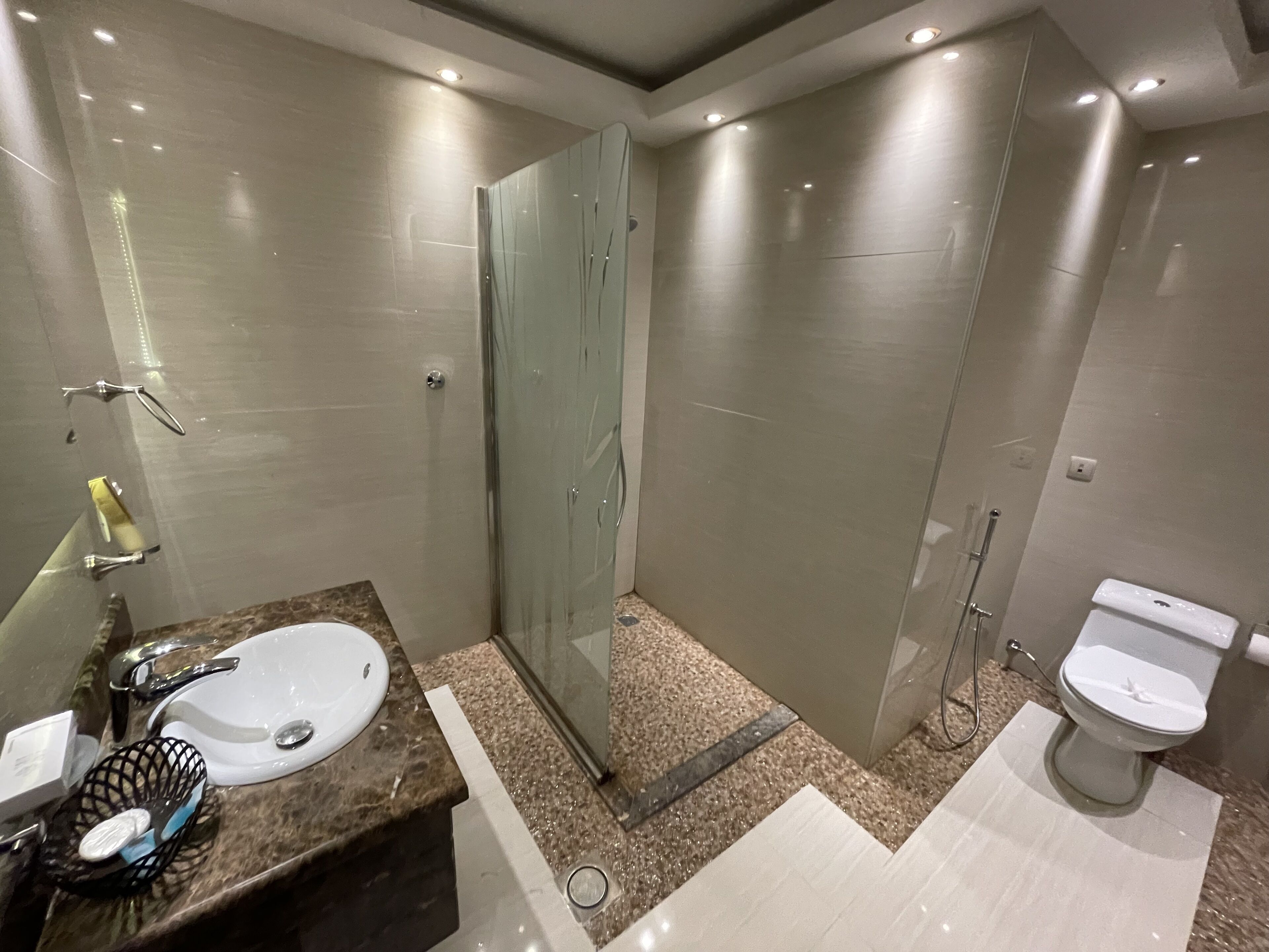 Private Luxury Suites - Al Hamra 0*