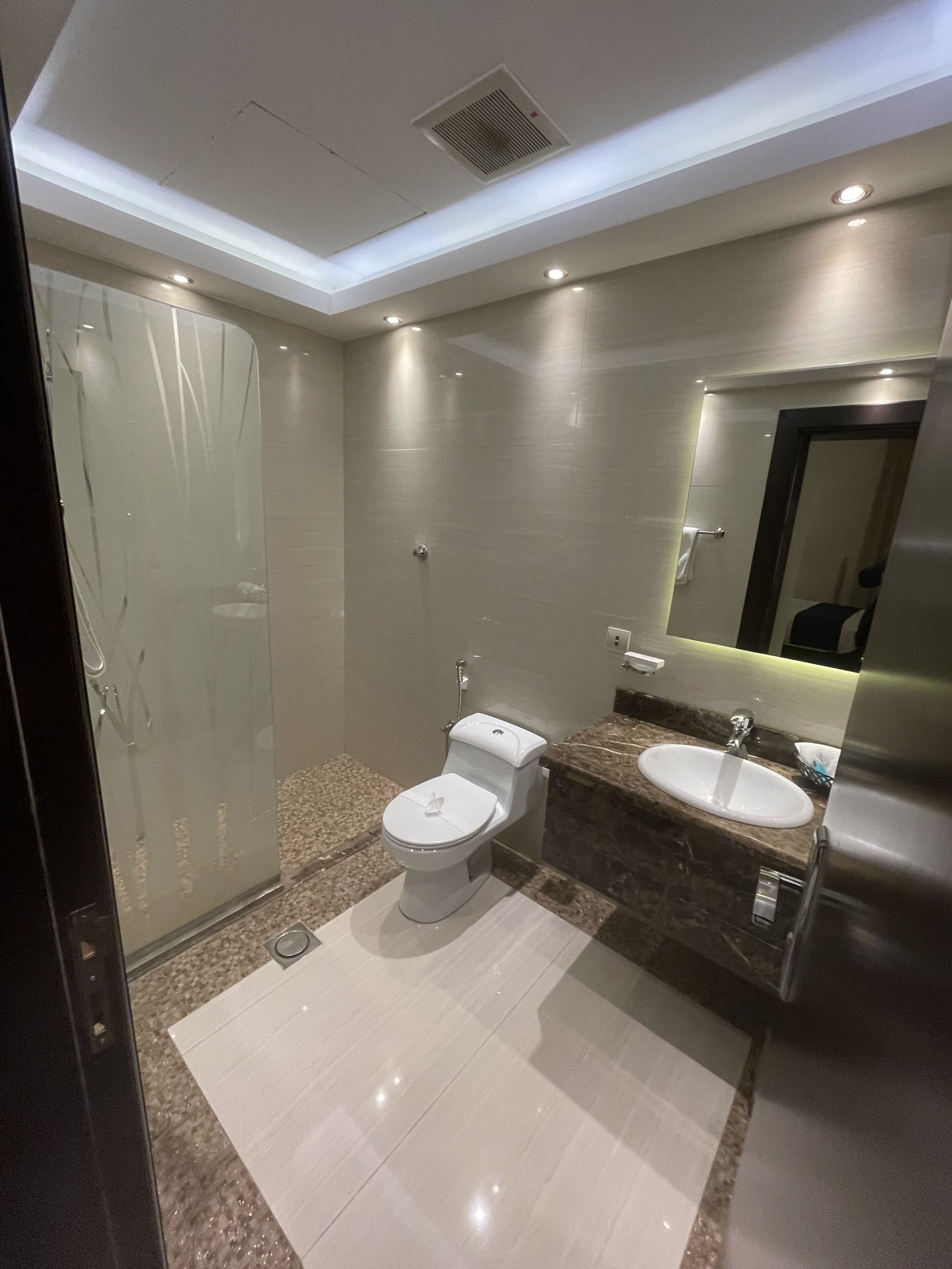 Private Luxury Suites - Al Hamra 0*