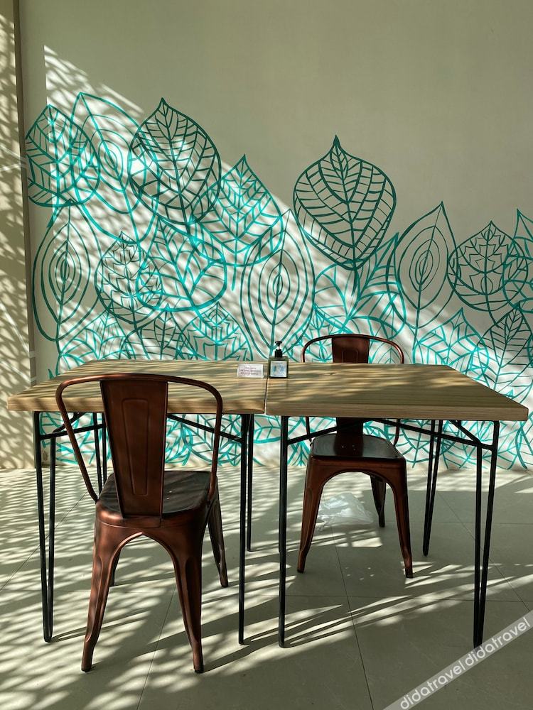 Zenvea Hotel Coron 3*
