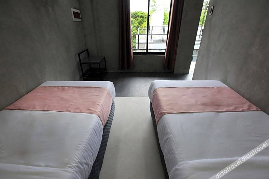 Zenvea Hotel Coron 3*