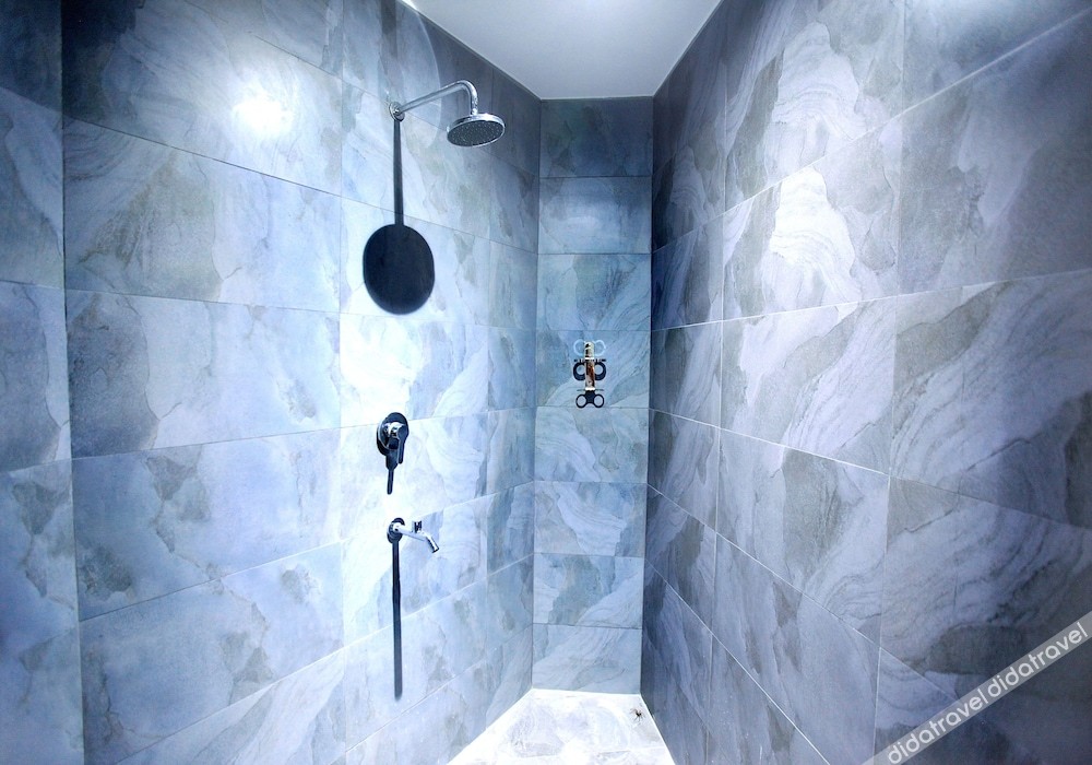 Zenvea Hotel Coron 3*