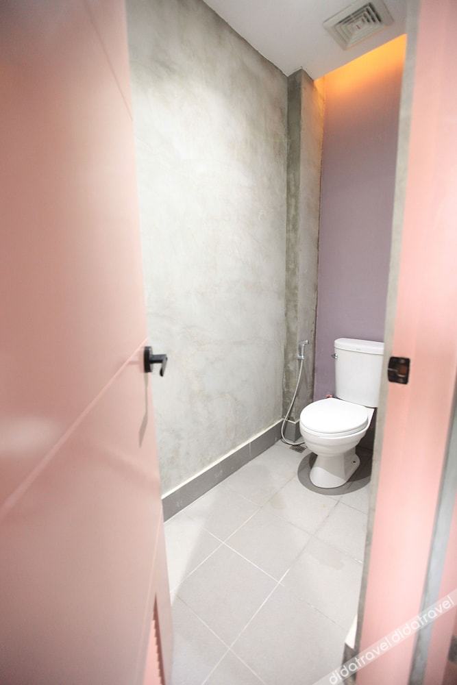 Zenvea Hotel Coron 3*