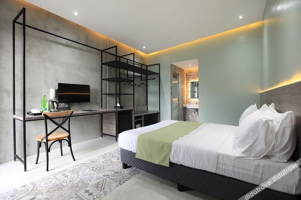Zenvea Hotel Coron 3*