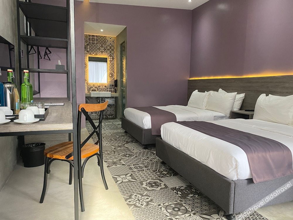 Zenvea Hotel Coron 3*