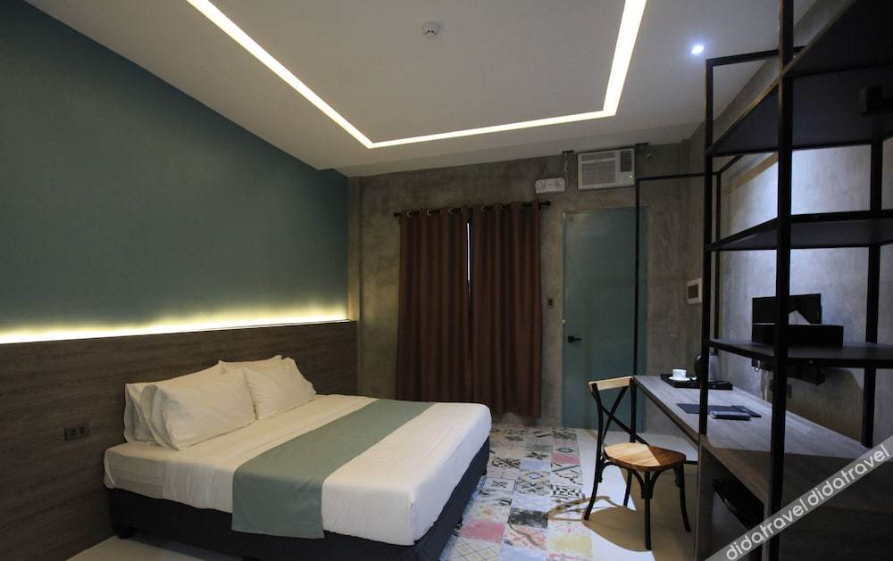 Zenvea Hotel Coron 3*