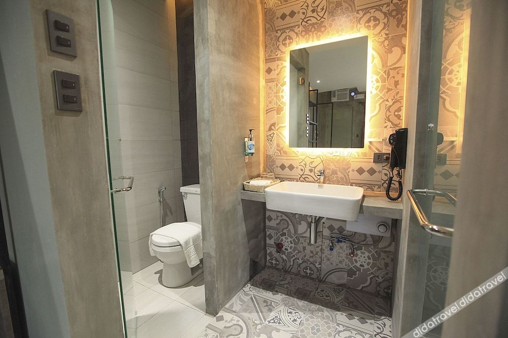 Zenvea Hotel Coron 3*