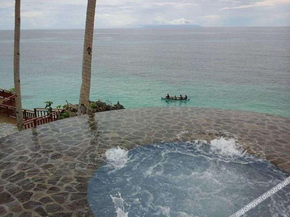 Parklane Bohol Resort and Spa 3*