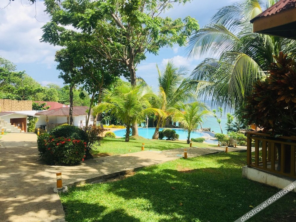 Parklane Bohol Resort and Spa 3*