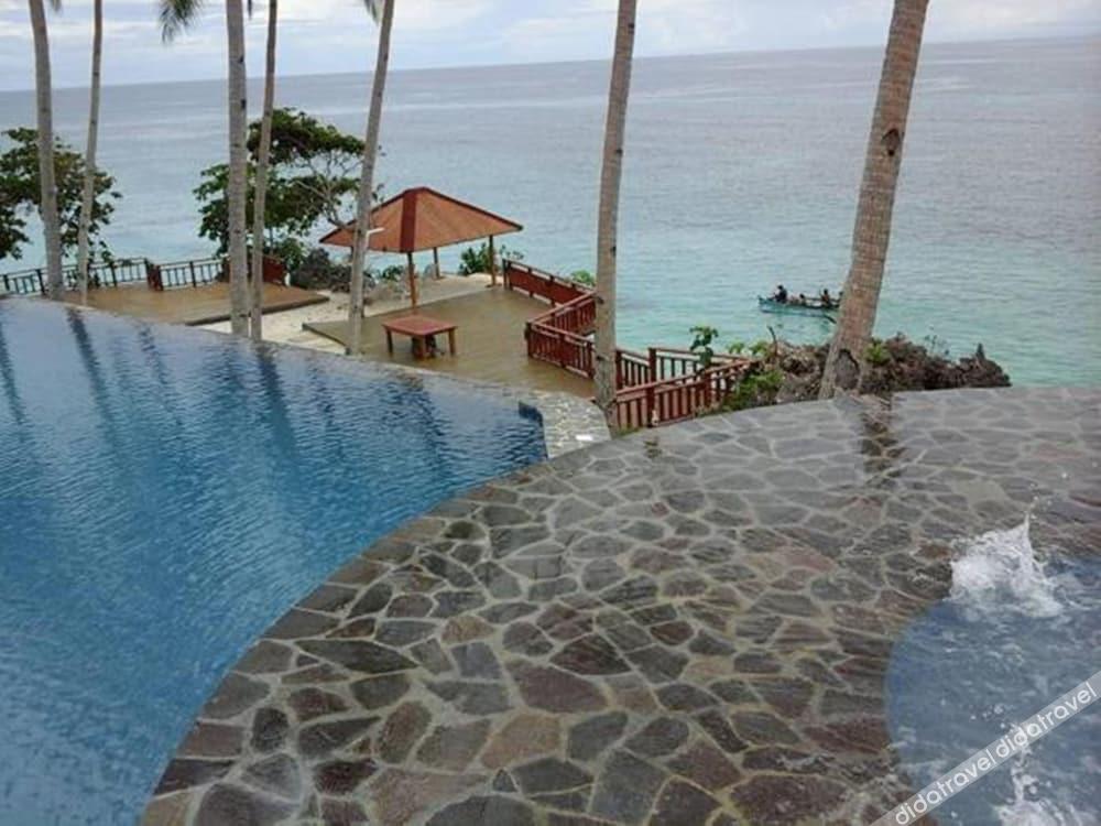 Parklane Bohol Resort and Spa 3*