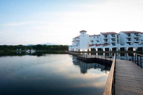 Ecoland Hotel 5*