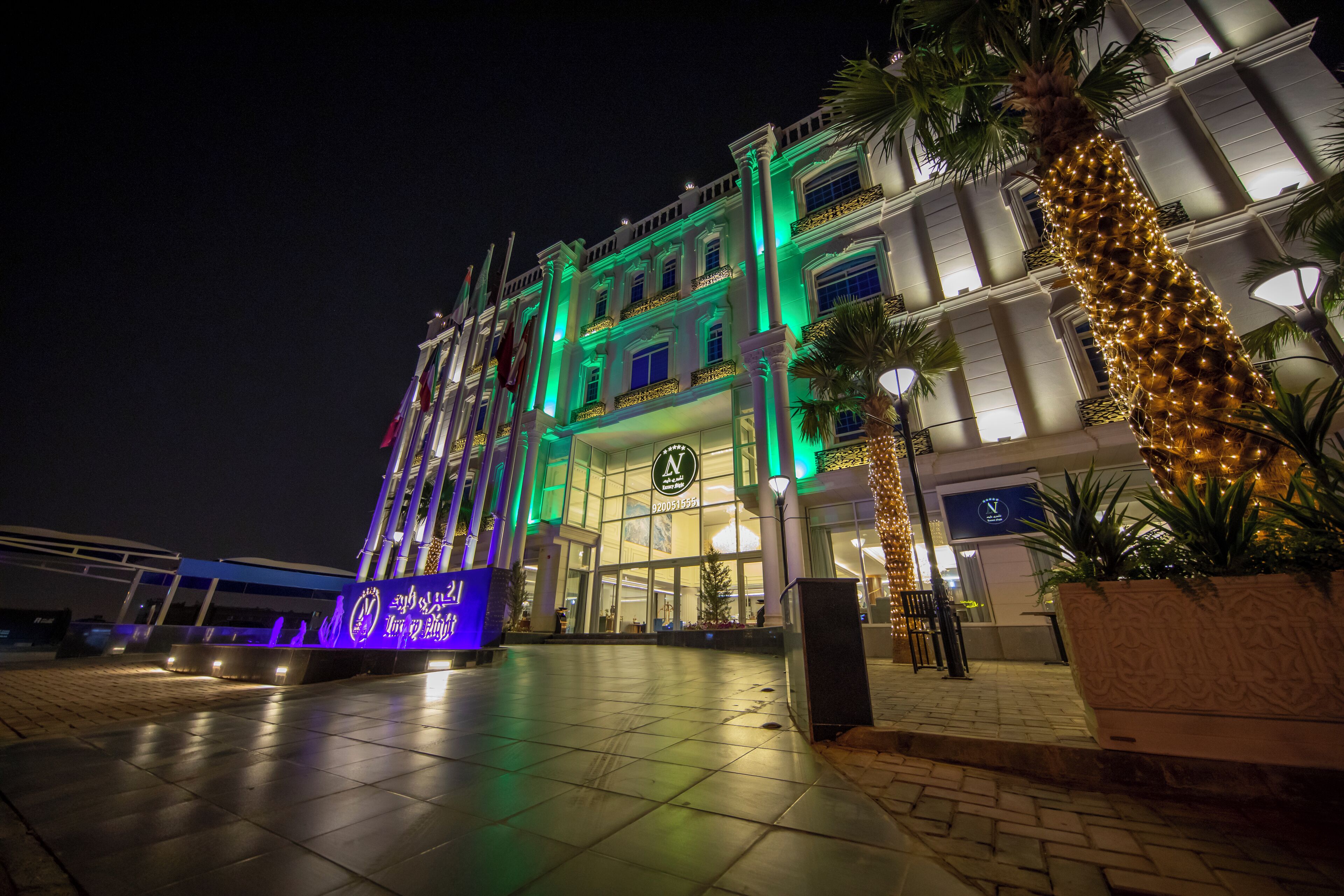 Luxury Night Hotel 3*