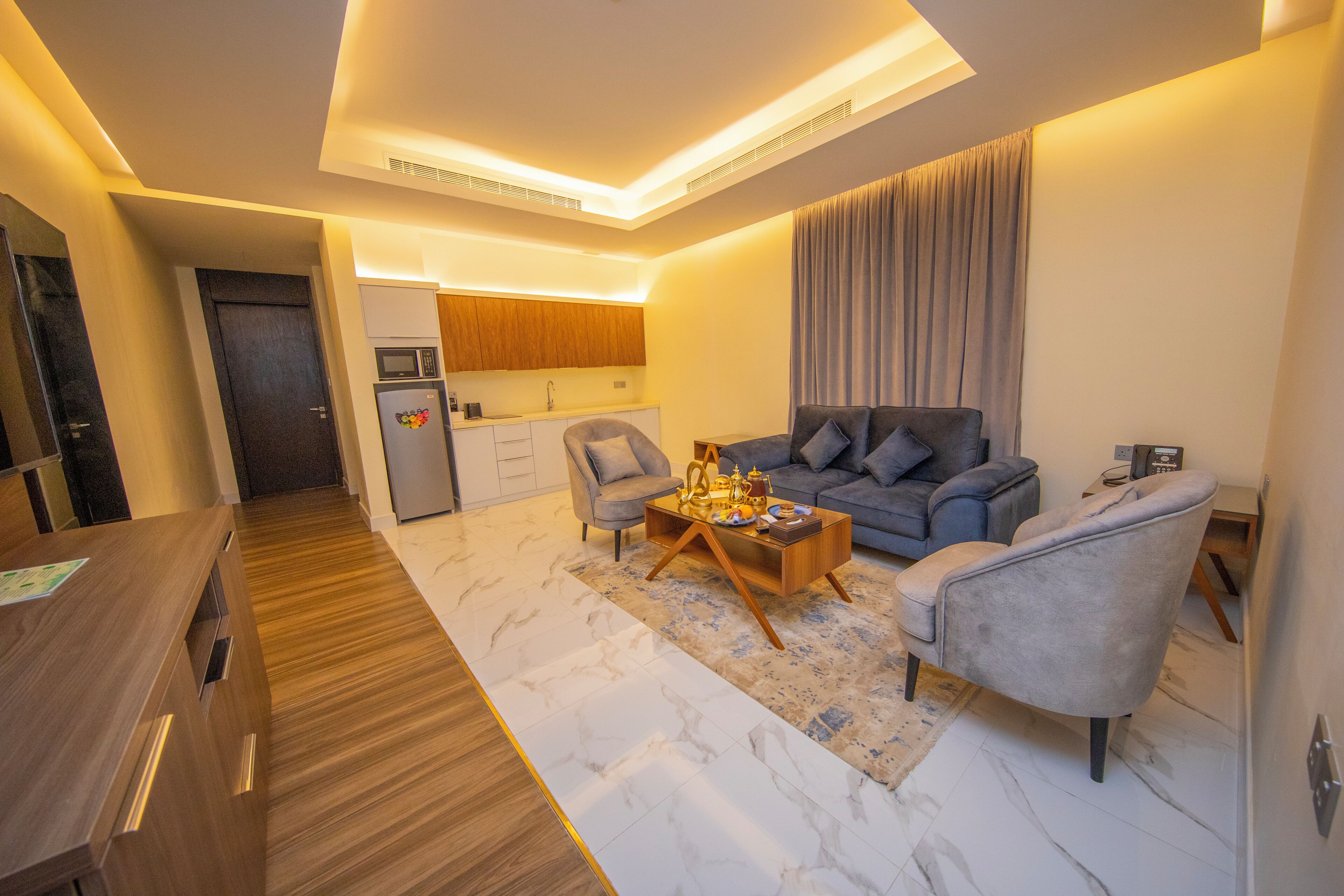 Luxury Night Hotel 3*