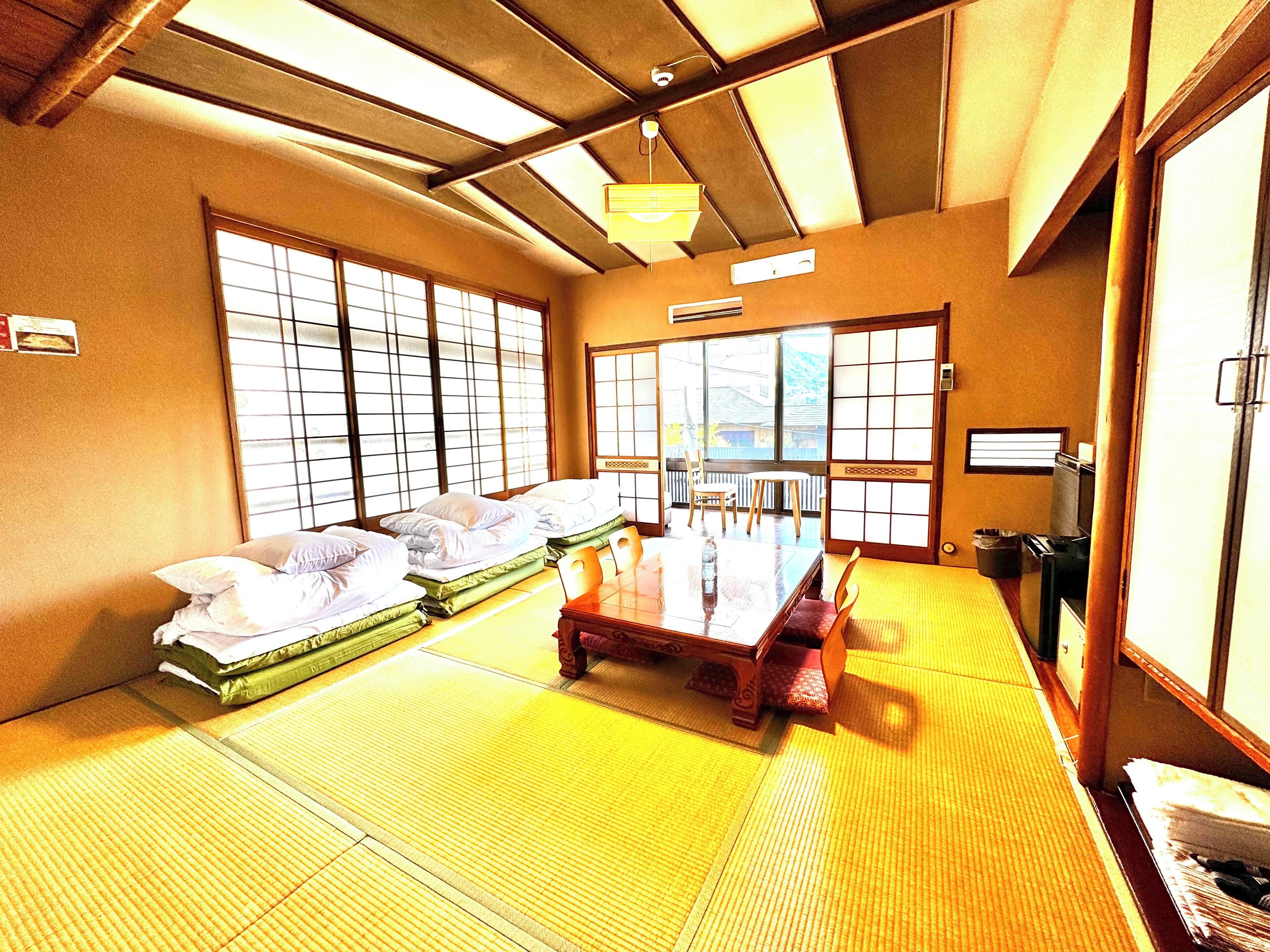 JAPANESE INN HOTEL MATSUKISO 2*