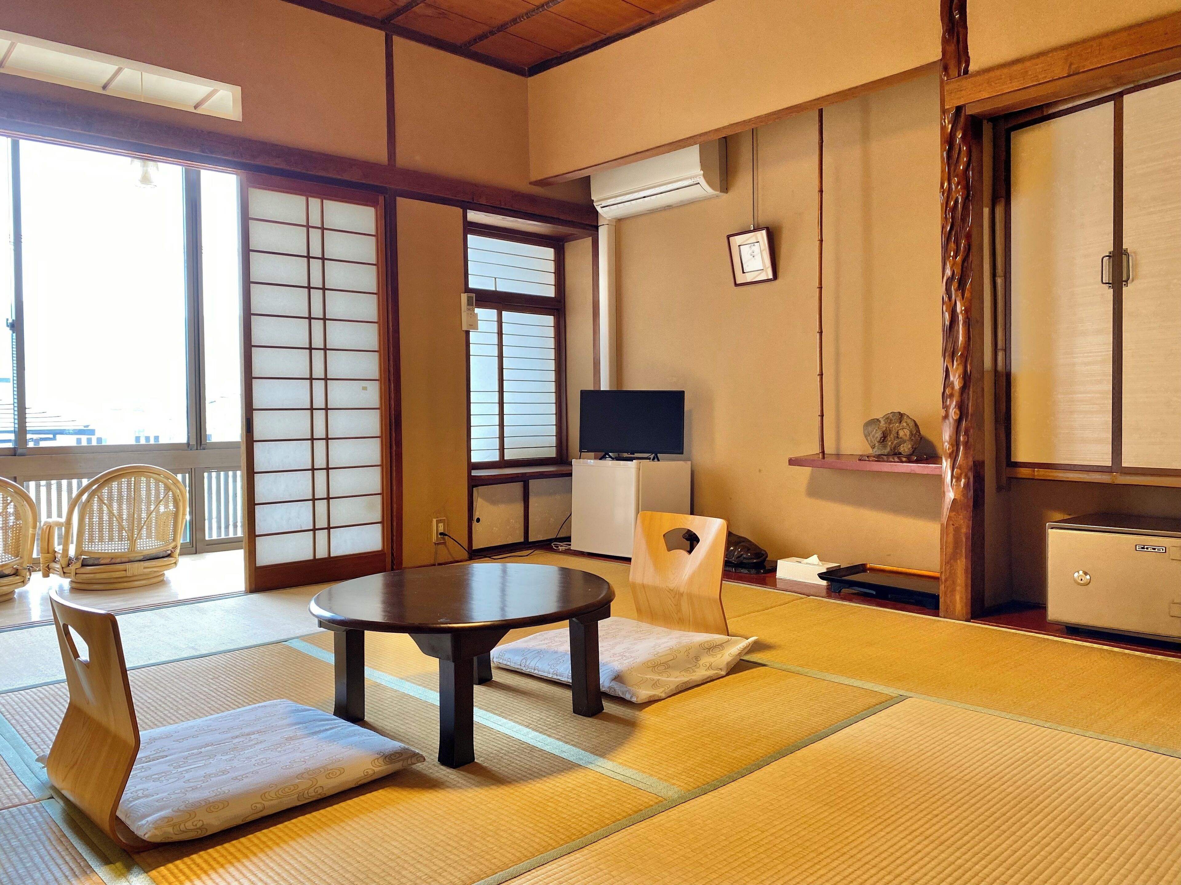 JAPANESE INN HOTEL MATSUKISO 2*