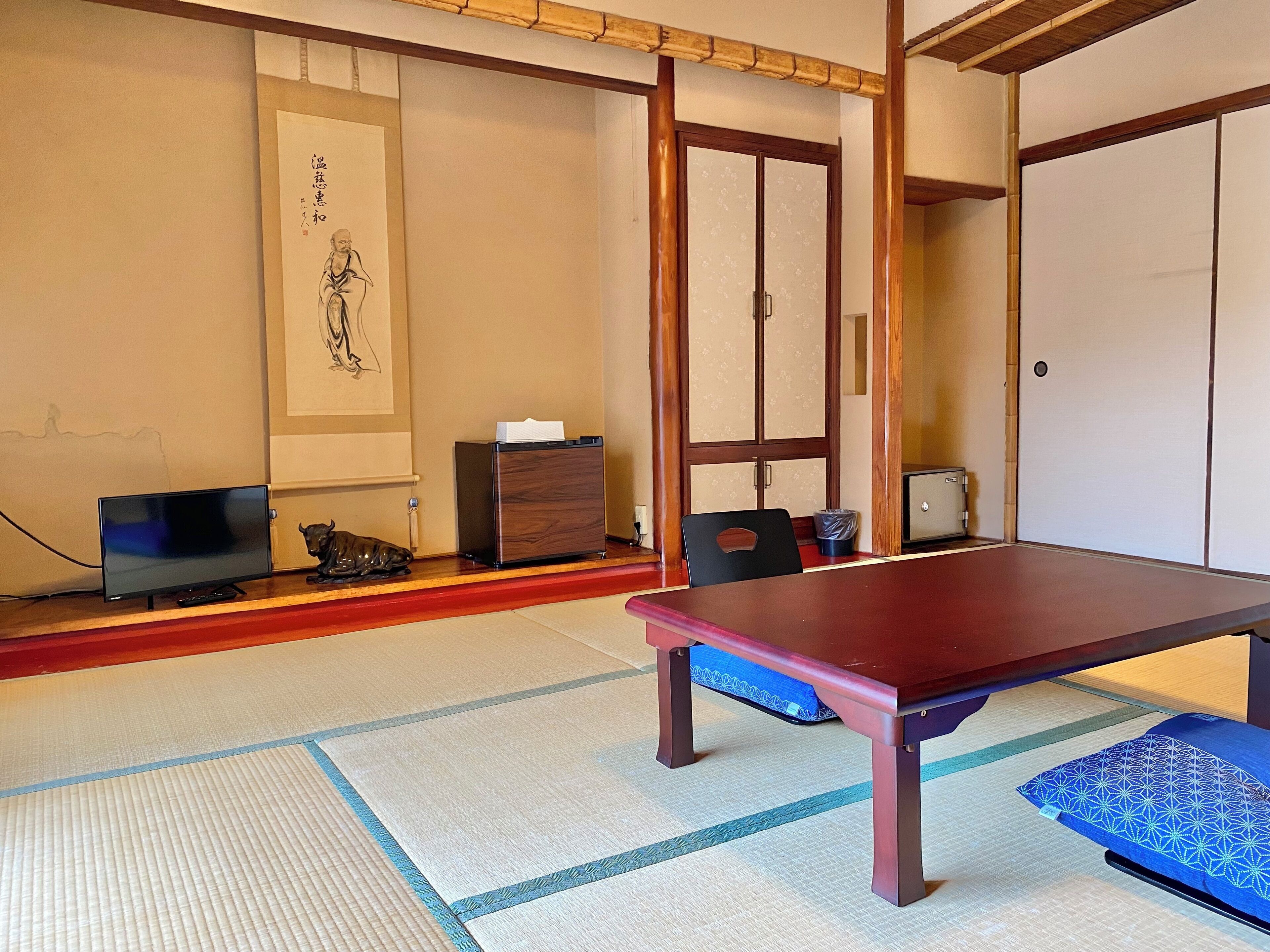 JAPANESE INN HOTEL MATSUKISO 2*