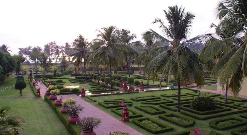 The Lalit Golf & Spa Resort Goa 5*