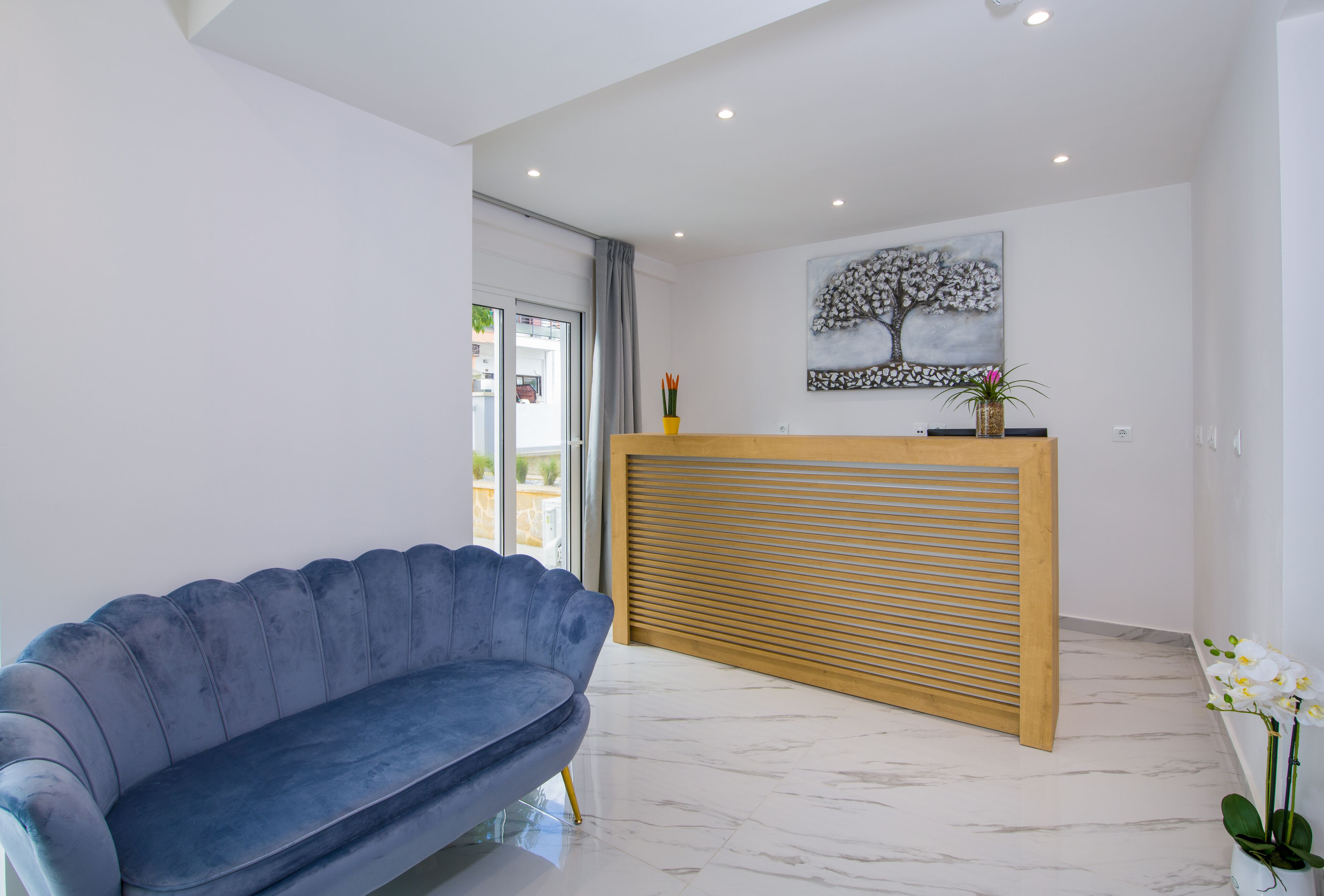 Deluxe City Hotel 3*