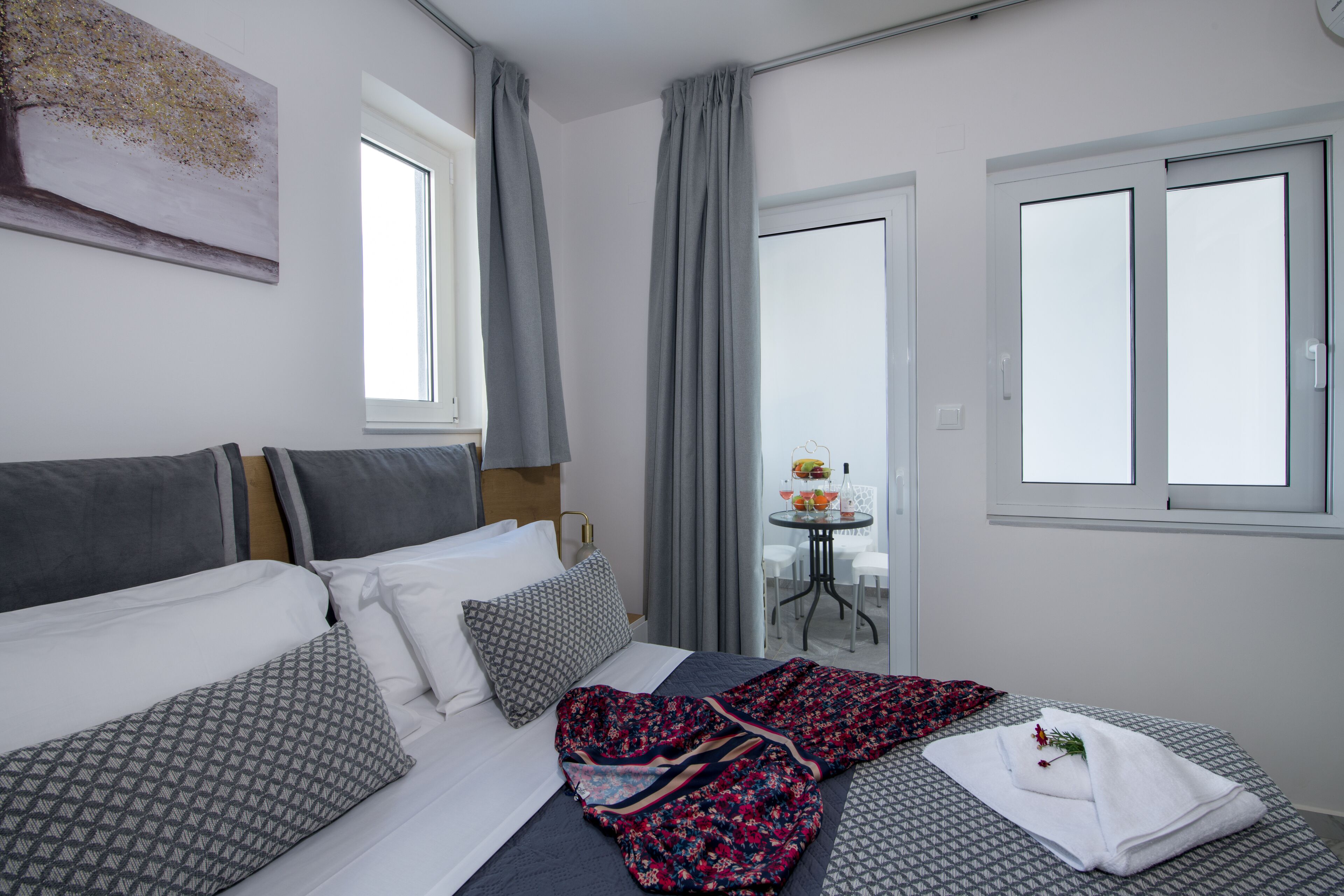 Deluxe City Hotel 3*