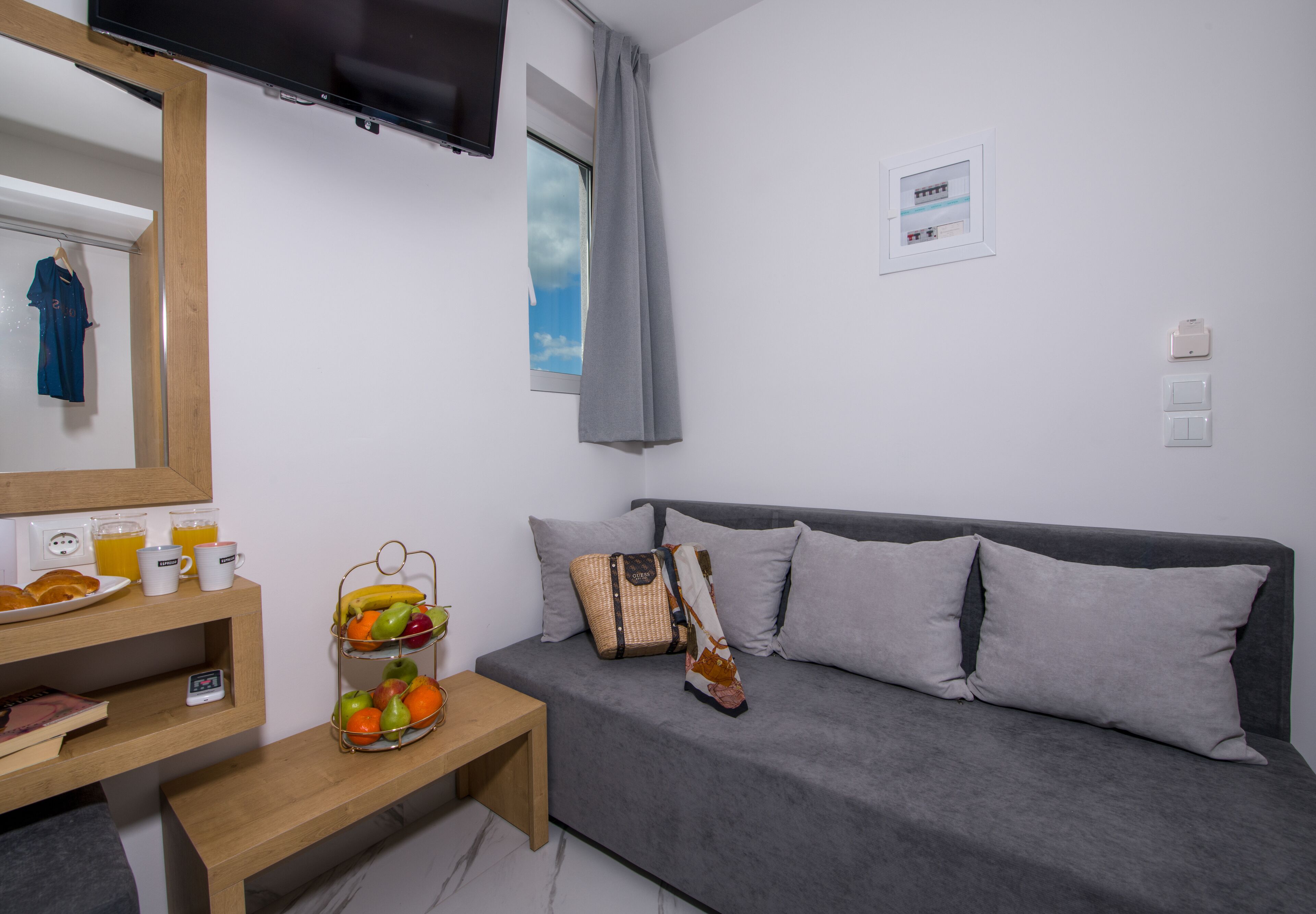 Deluxe City Hotel 3*