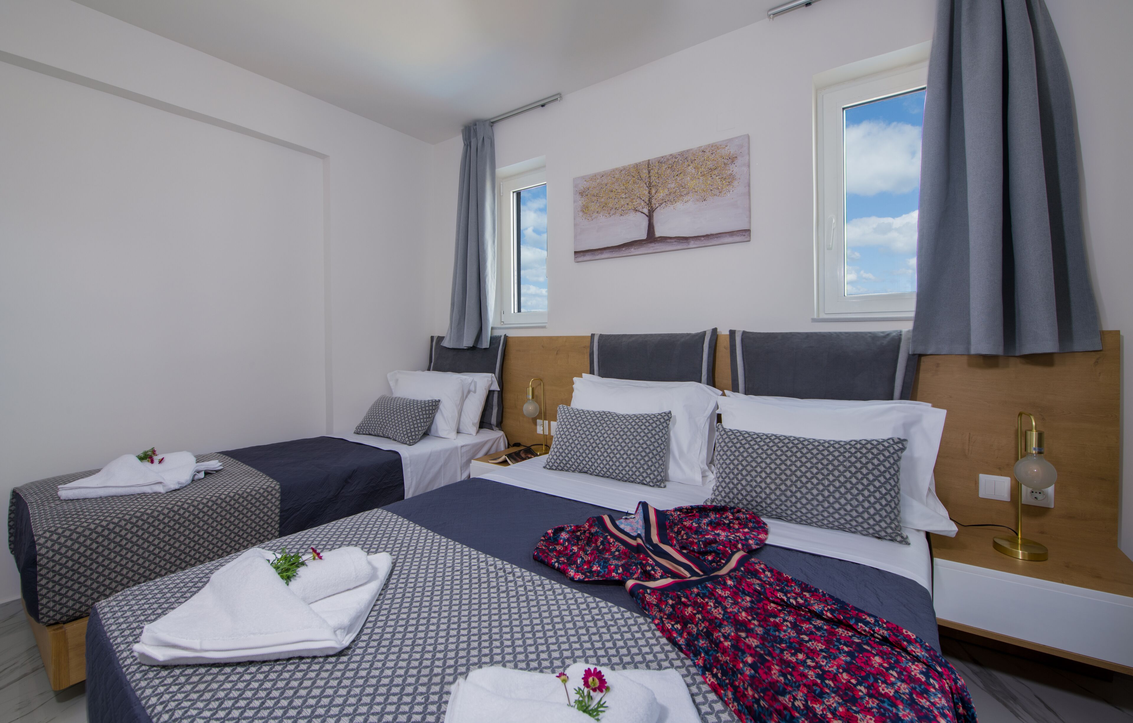 Deluxe City Hotel 3*