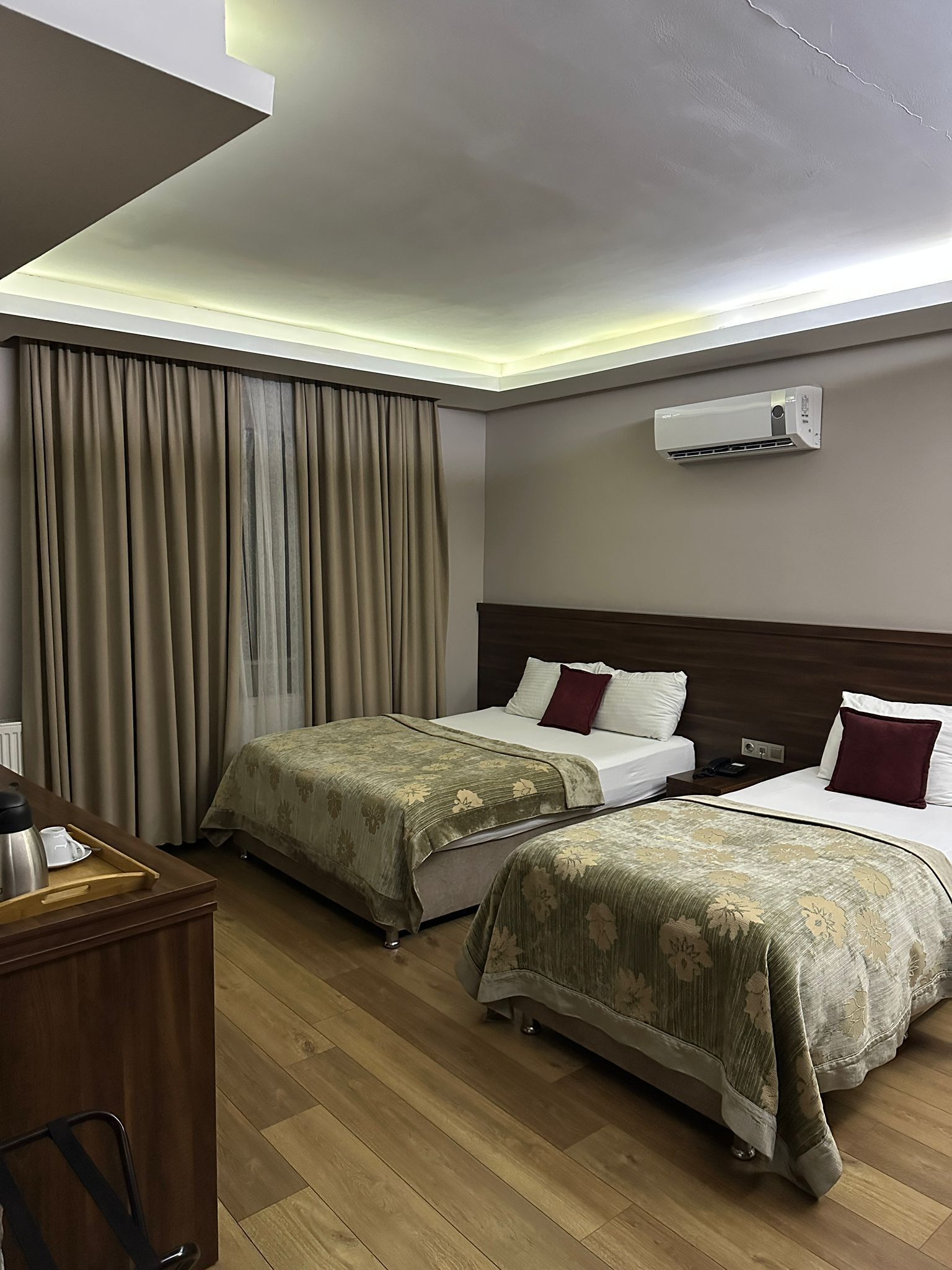 GRAND DELUXE HOTEL 0*