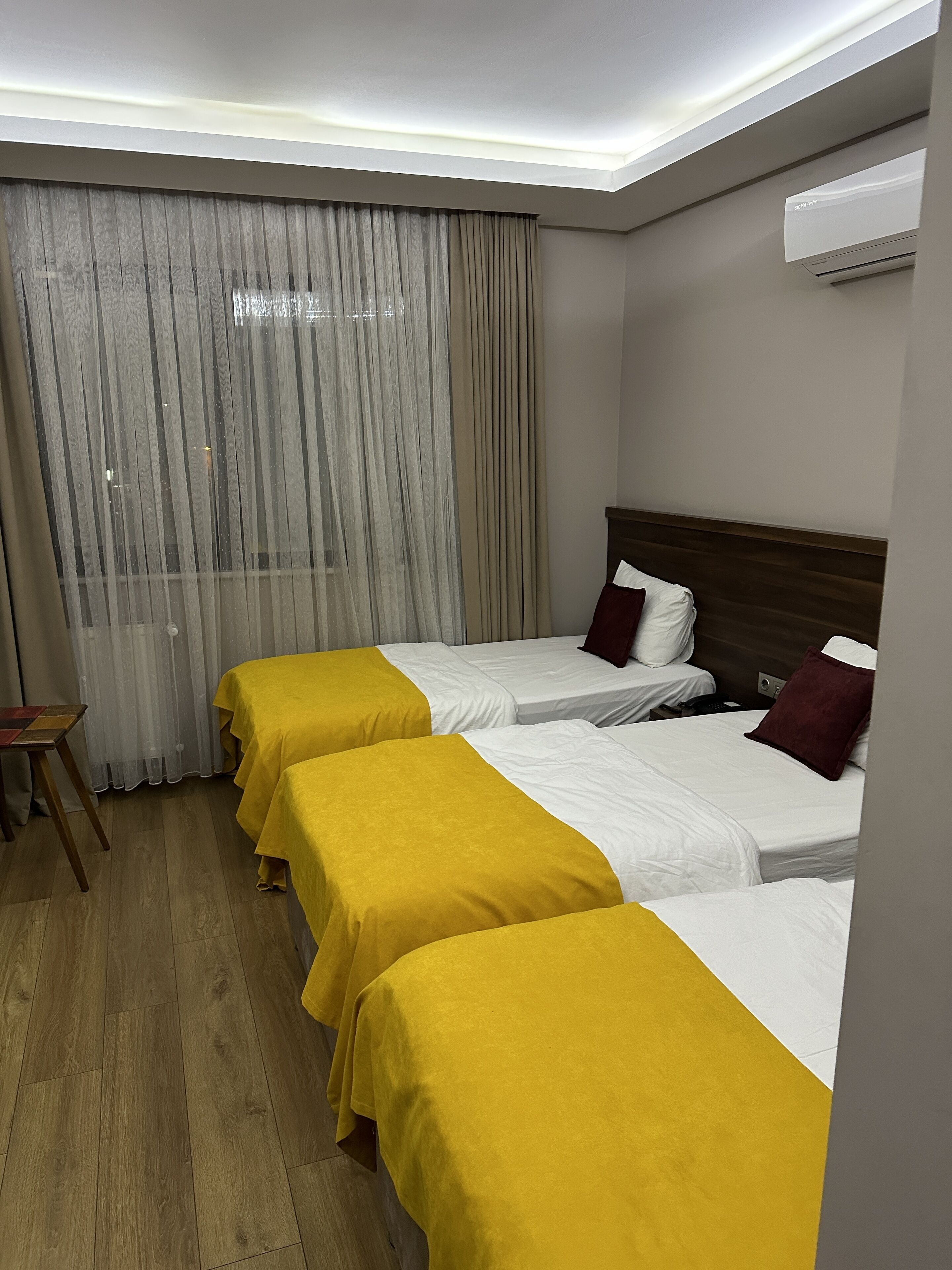 GRAND DELUXE HOTEL 0*
