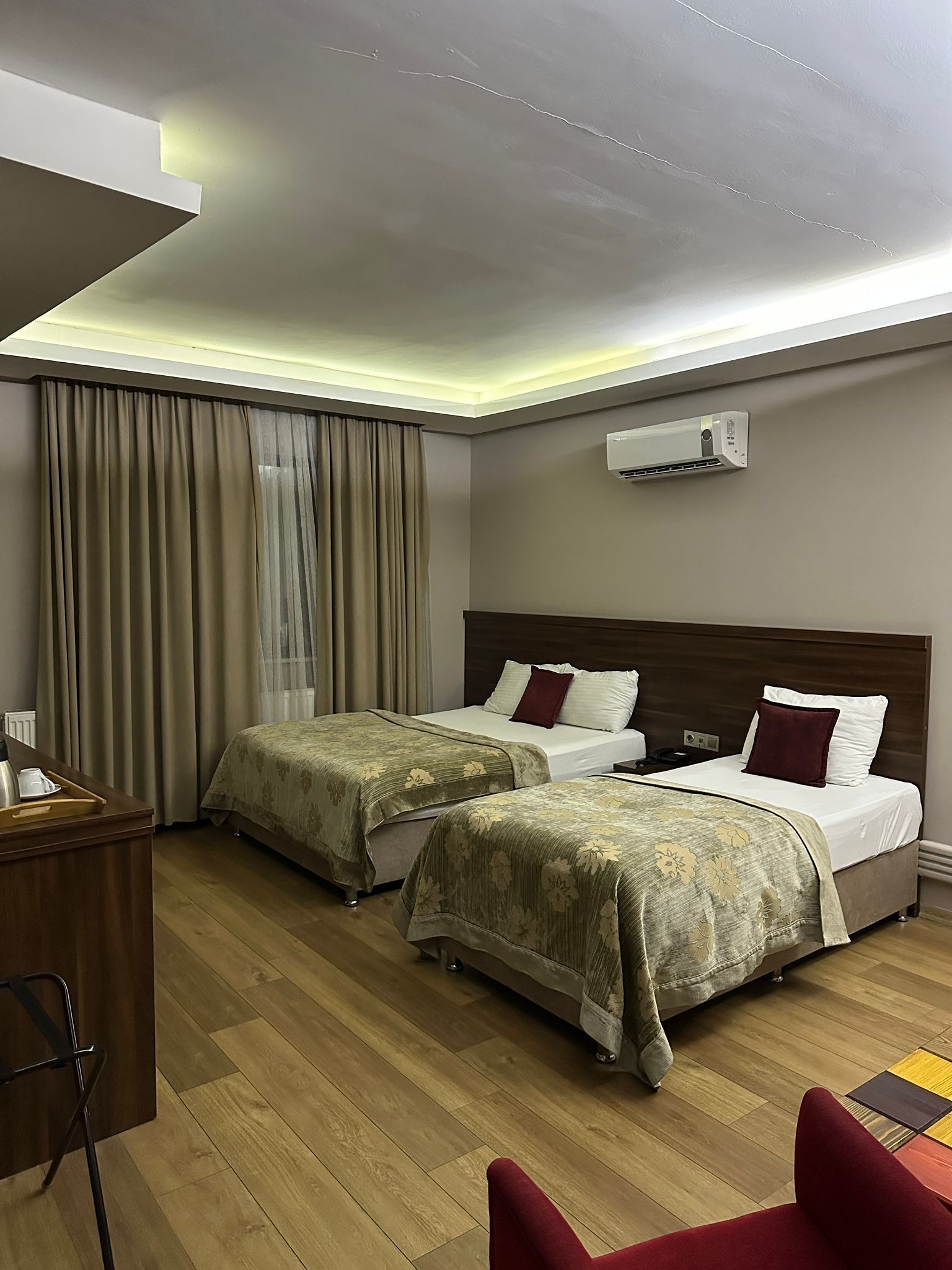 GRAND DELUXE HOTEL 0*
