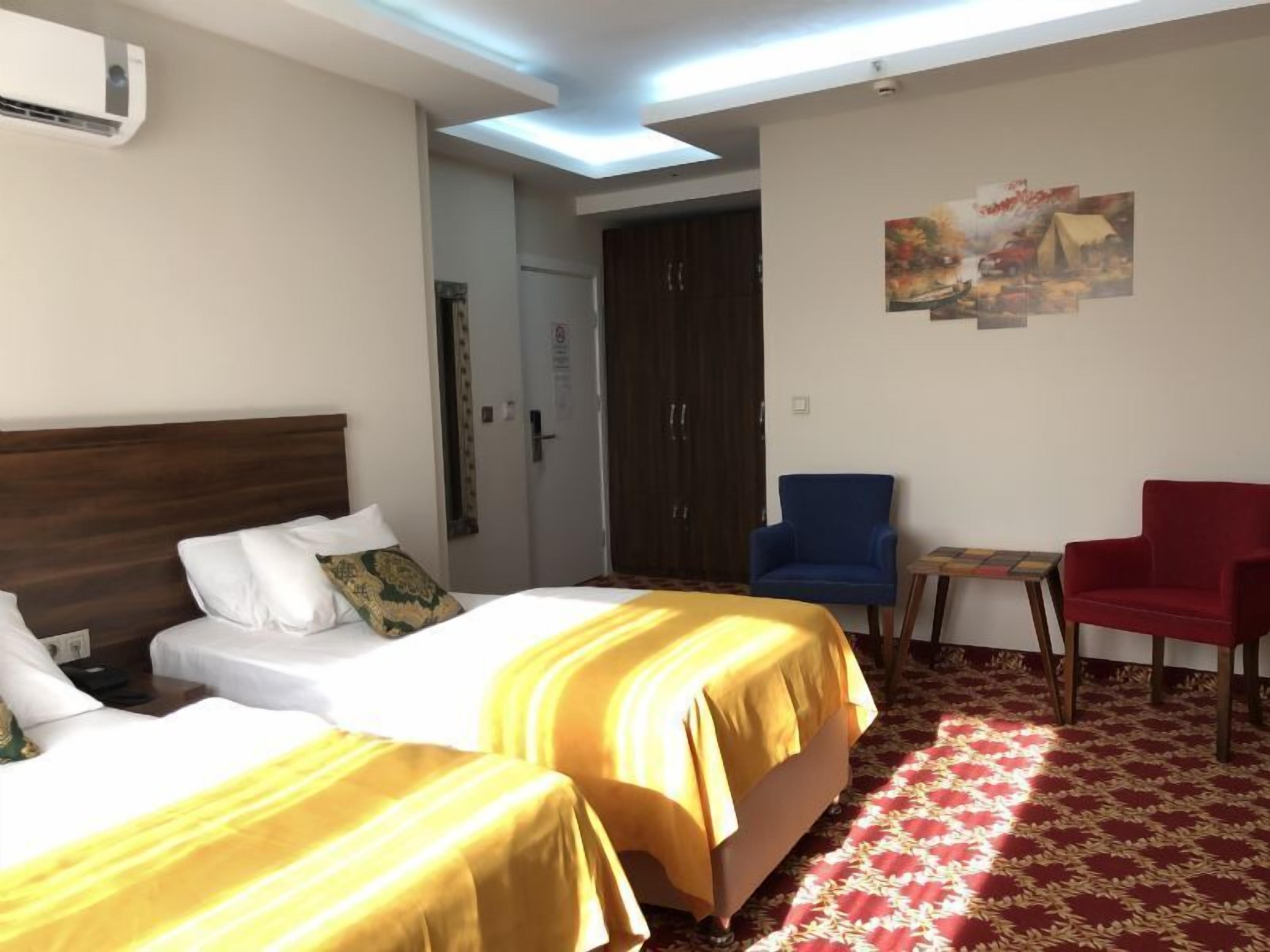 GRAND DELUXE HOTEL 0*