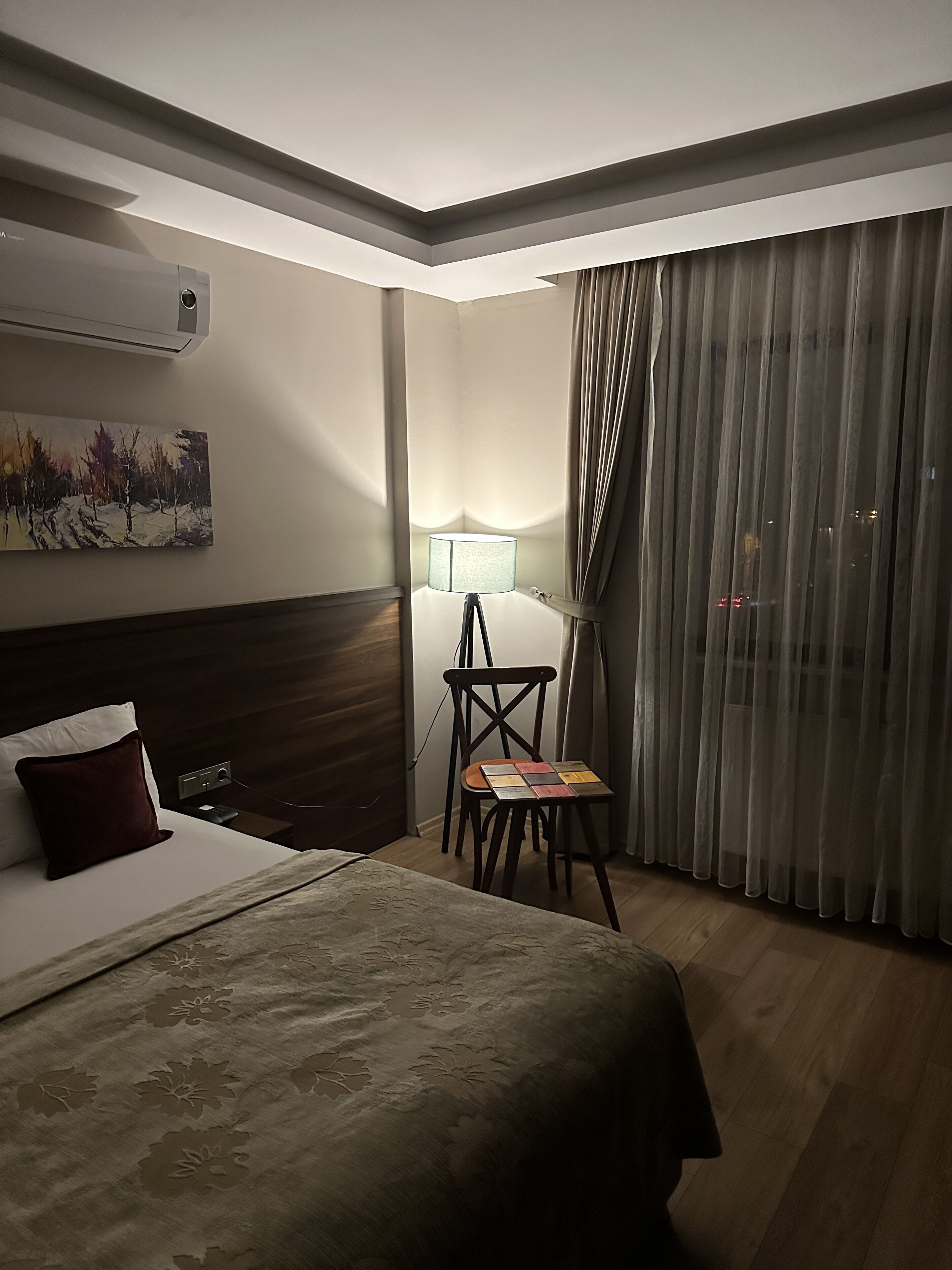 GRAND DELUXE HOTEL 0*