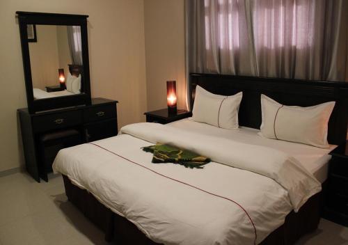Orient House 2*
