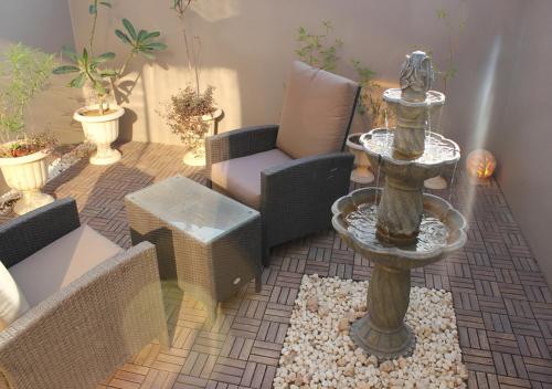 Orient House 2*
