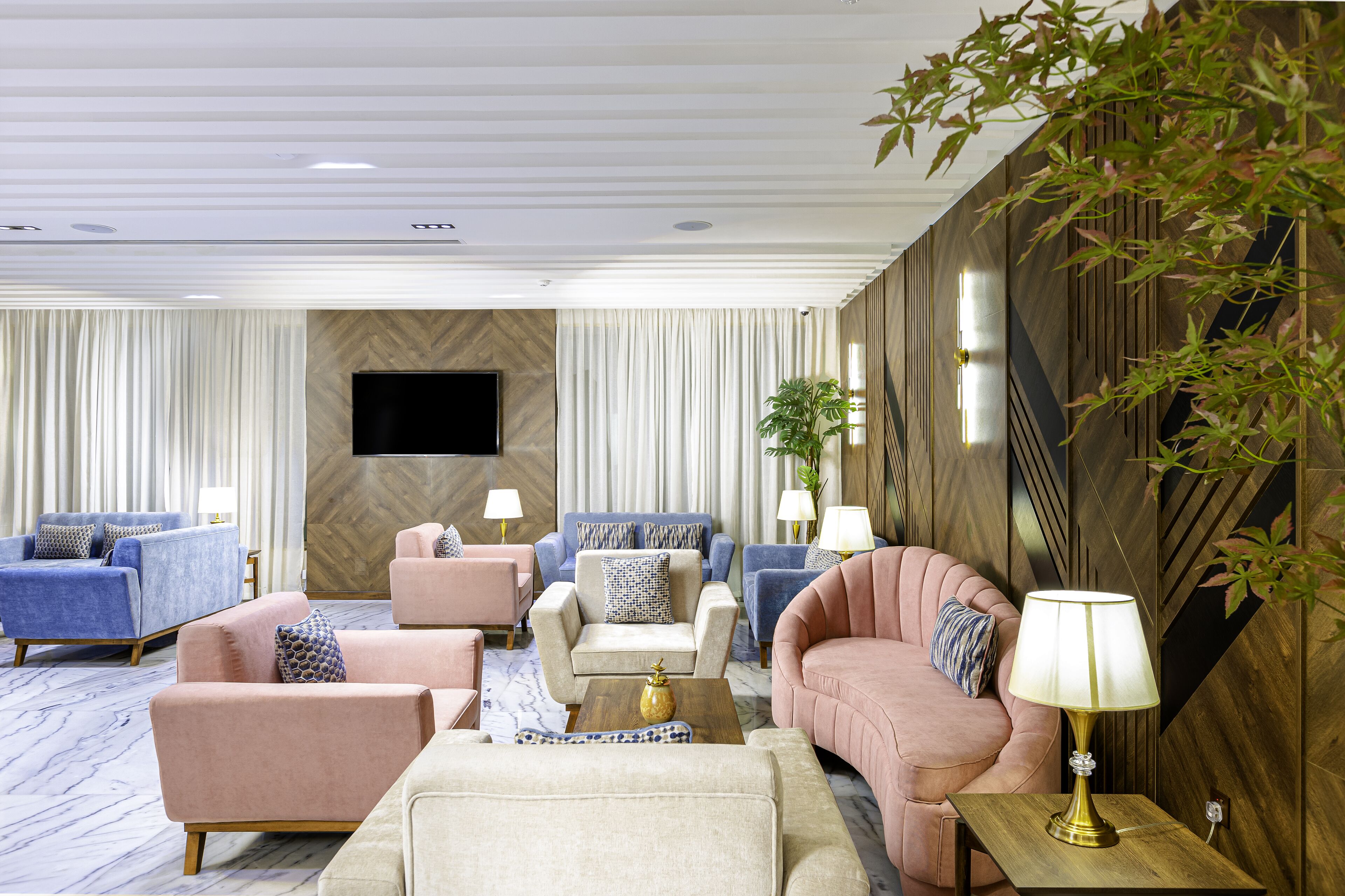 Seven Gardens Hotel 0*