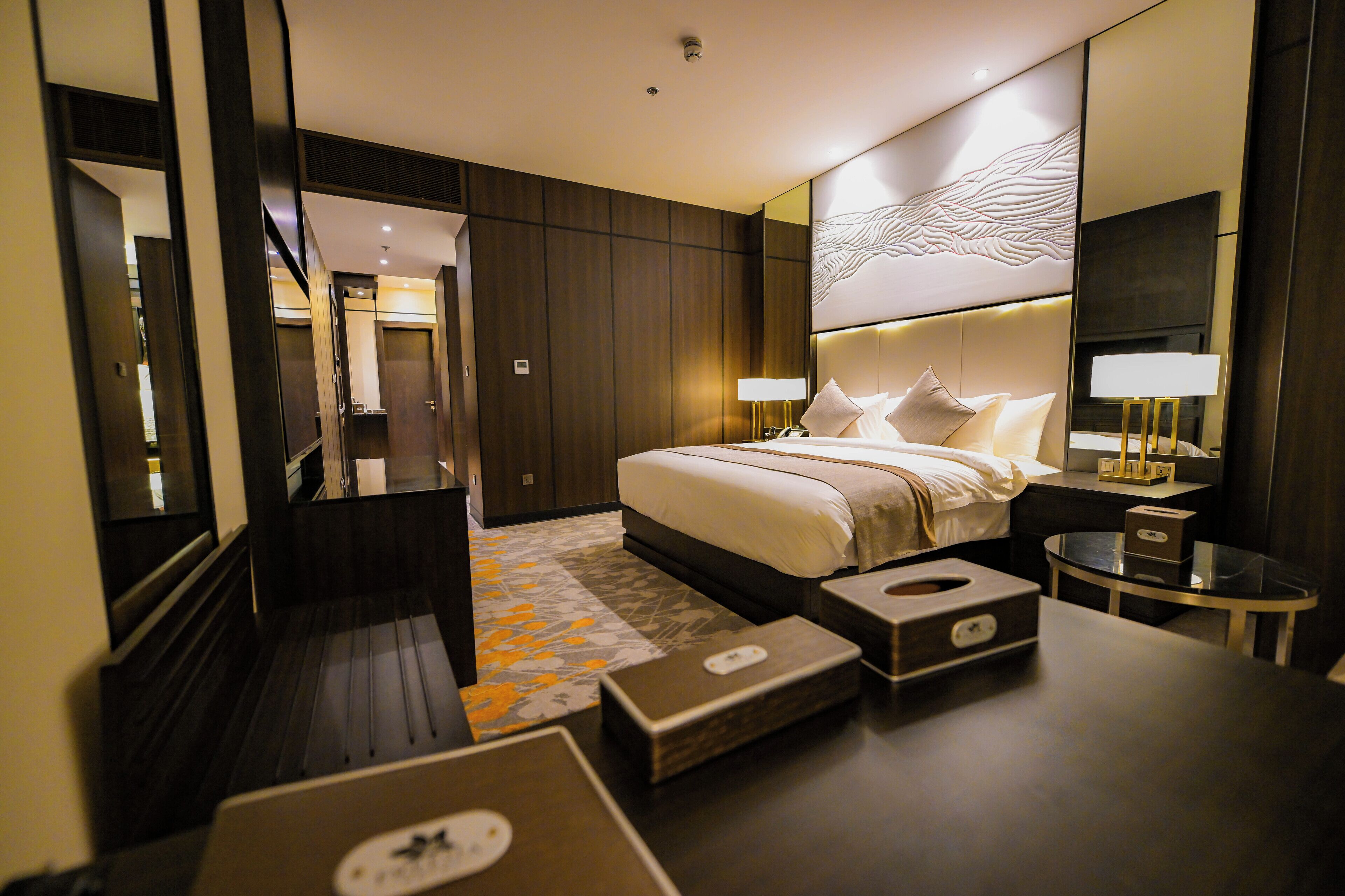 Freesia Hotel 0*